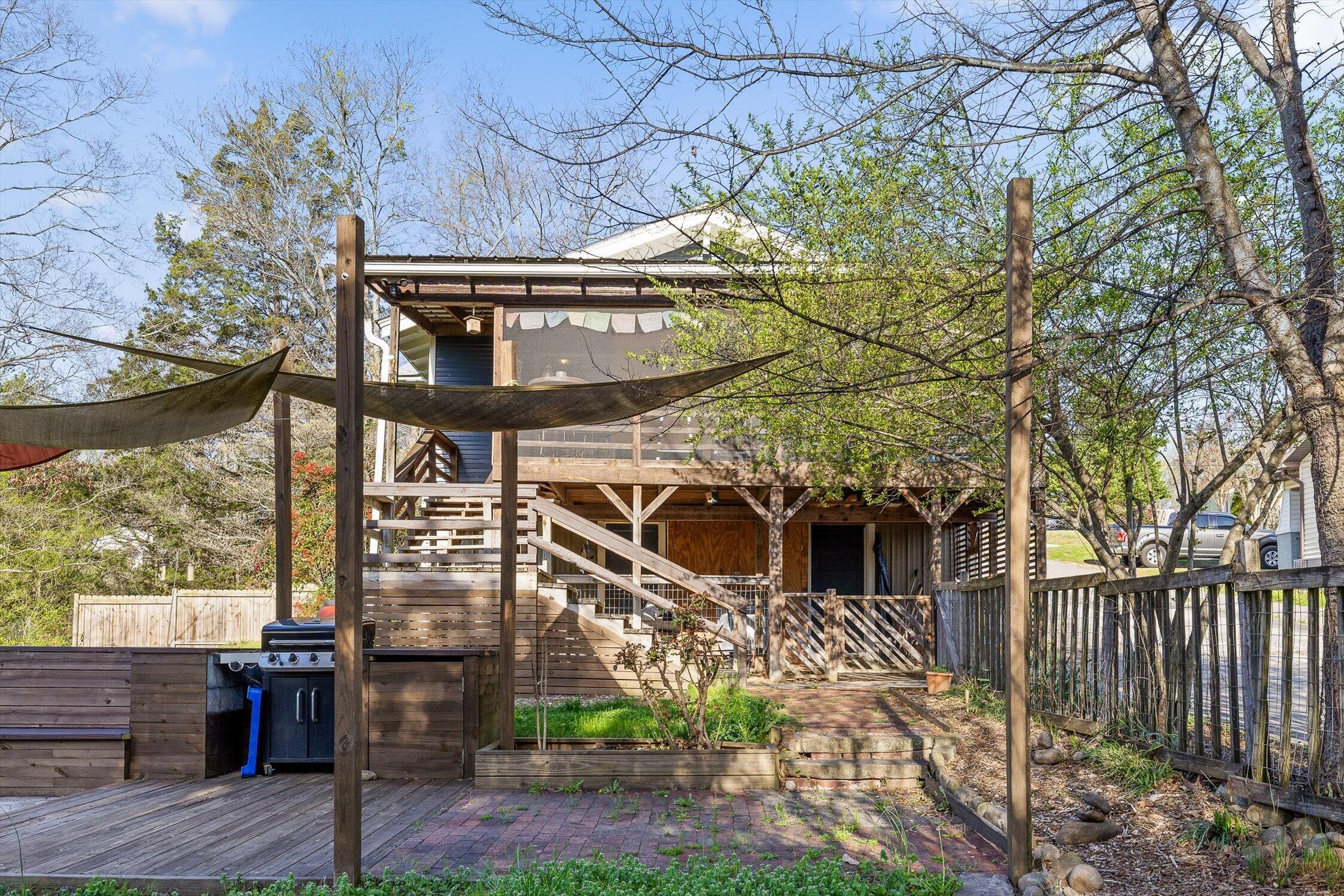 4200 Crestview Drive