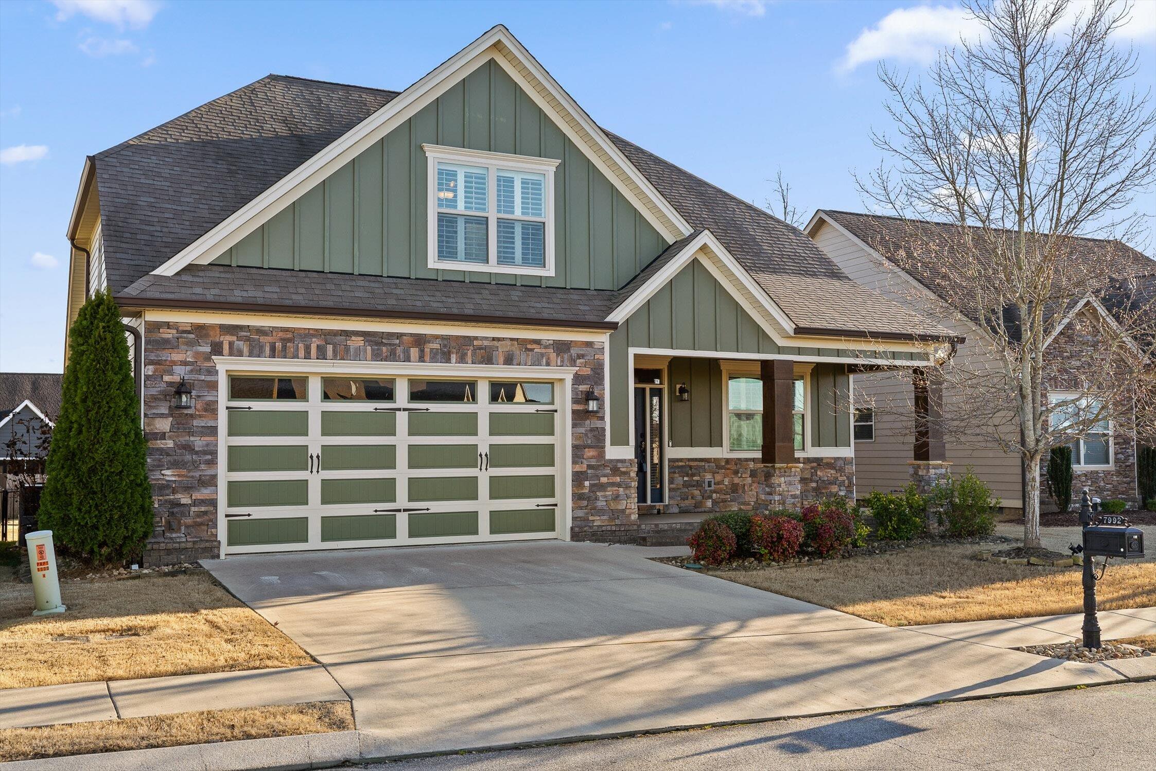 7992 Frostwood Lane