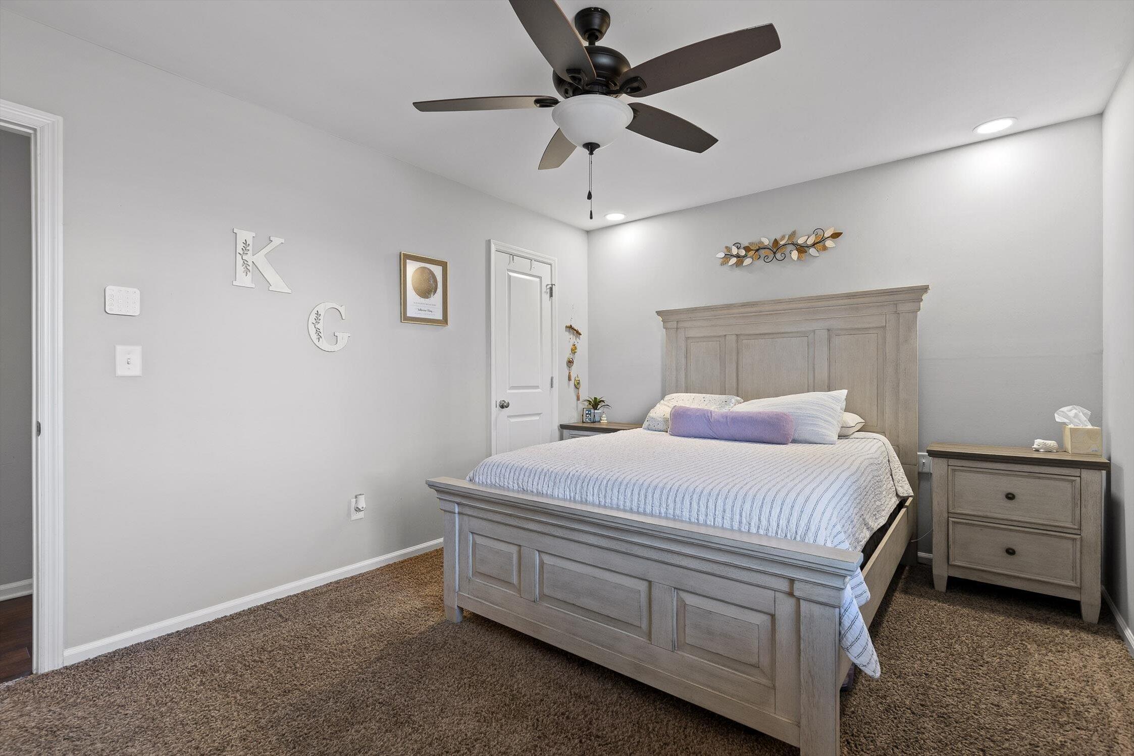 8437 Cross Timbers Circle