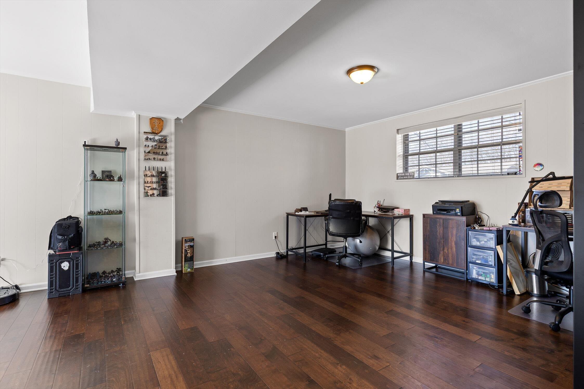 8437 Cross Timbers Circle