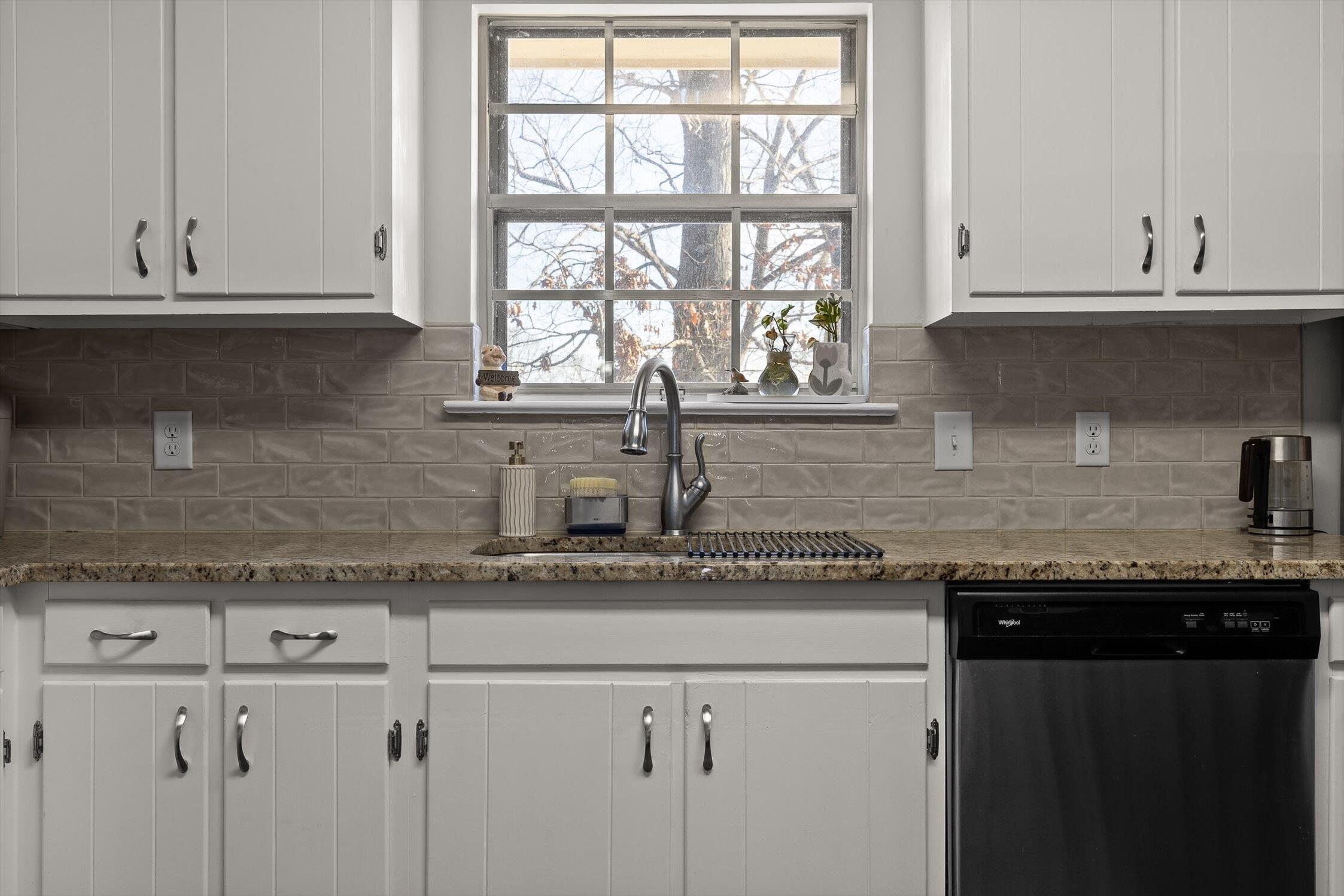 8437 Cross Timbers Circle