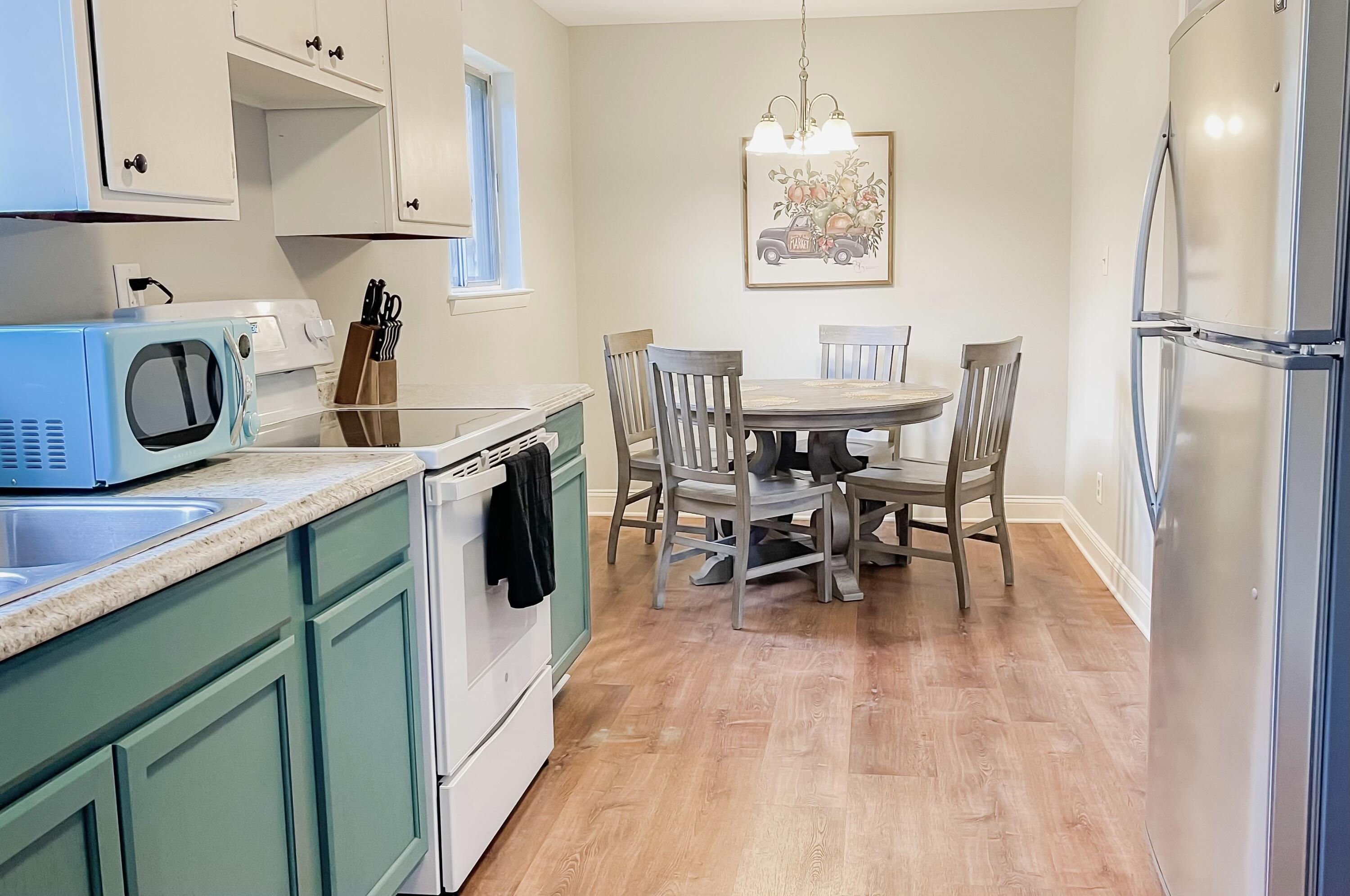 8429 Daisy Dallas Road