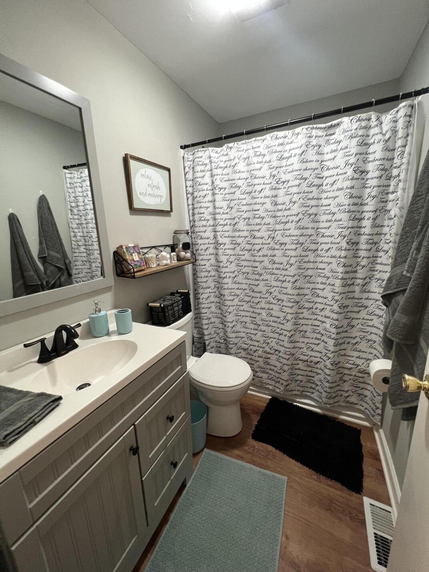 8429 Daisy Dallas Road