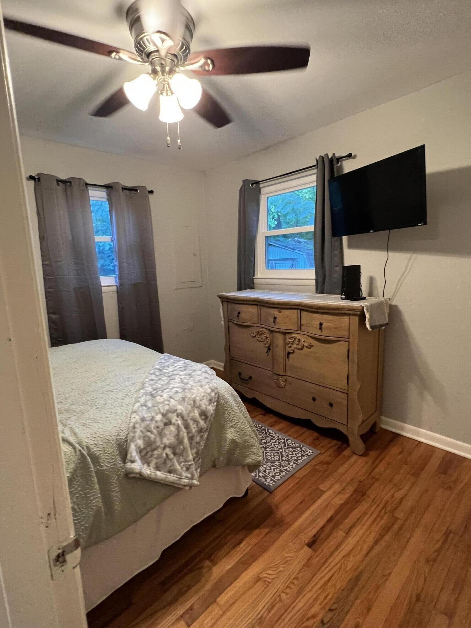 8429 Daisy Dallas Road