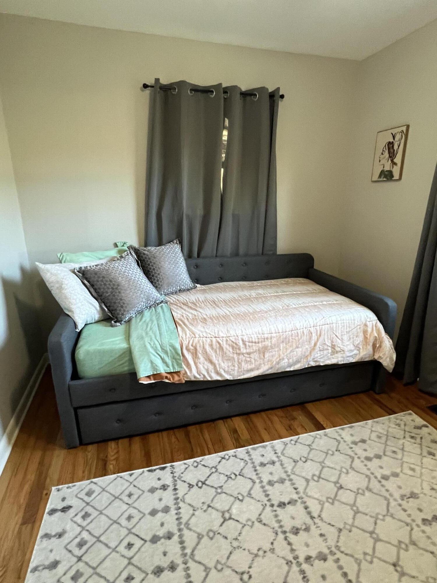 8429 Daisy Dallas Road