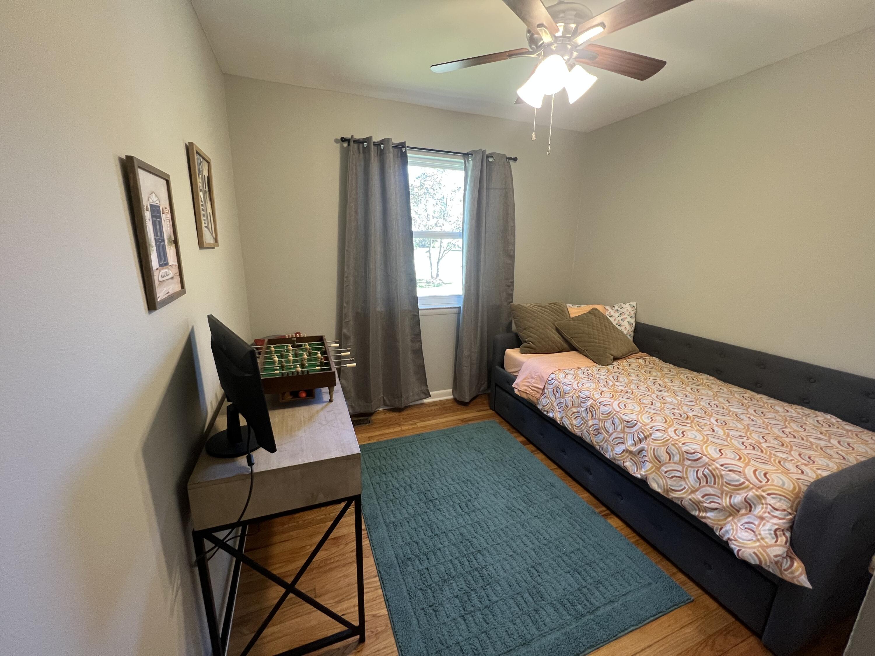 8429 Daisy Dallas Road