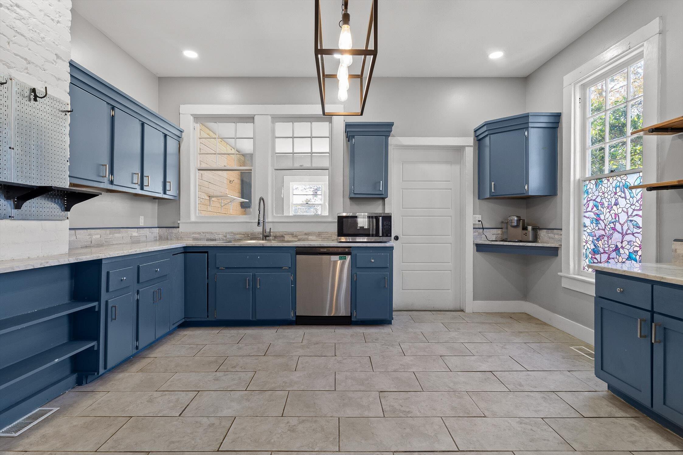 207 Culberson Avenue, LaFayette