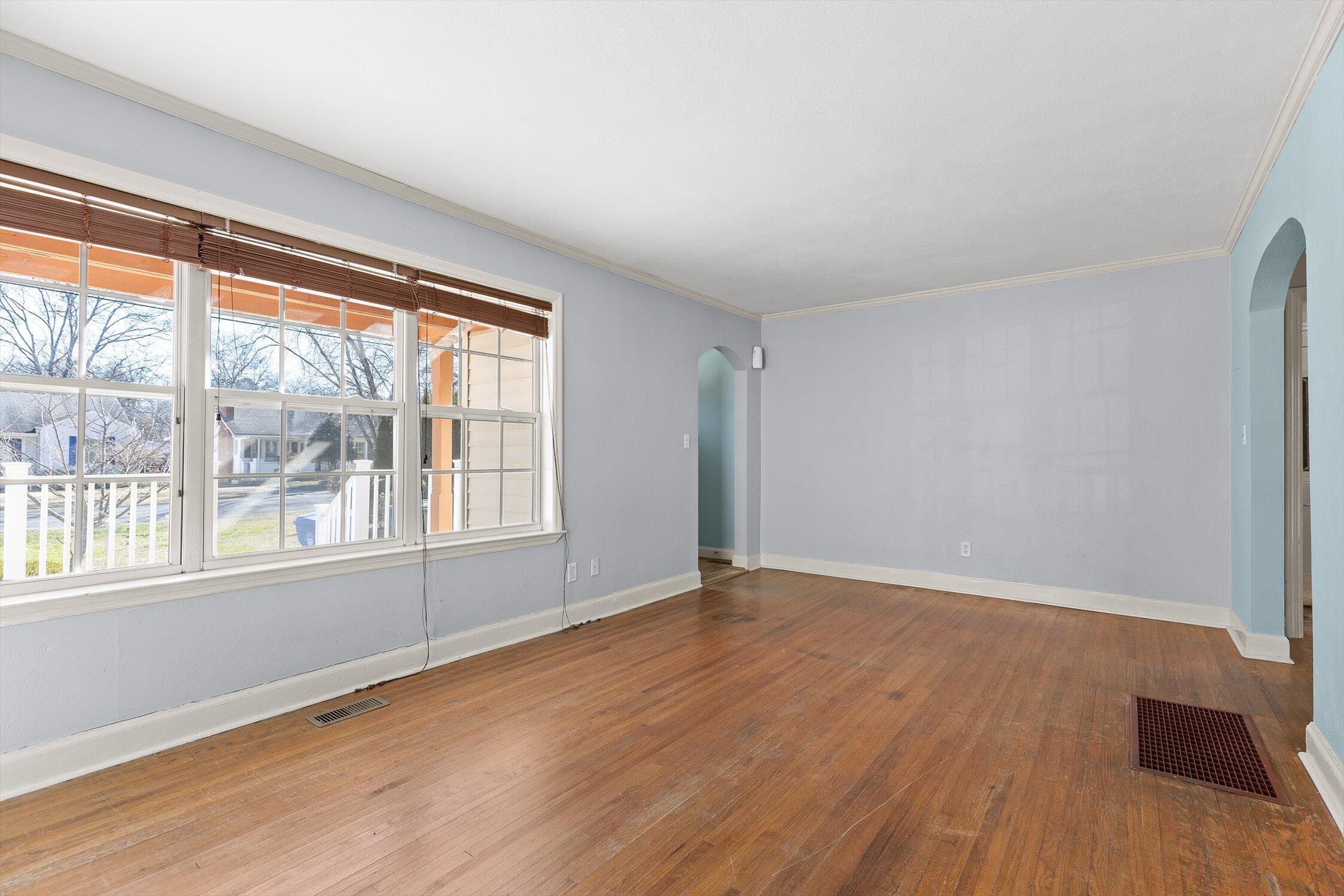 109 S Saint Marks Avenue