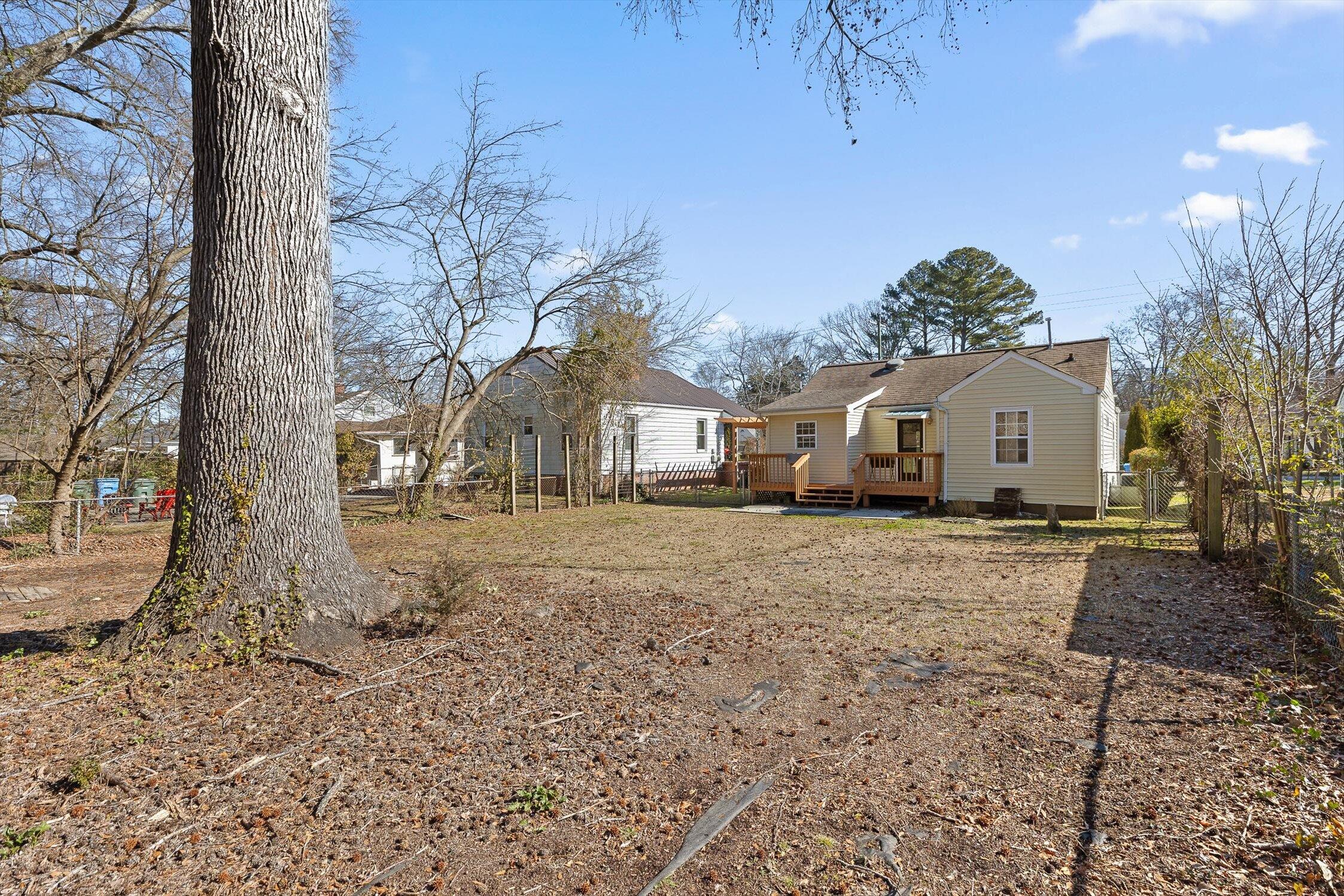 109 S Saint Marks Avenue