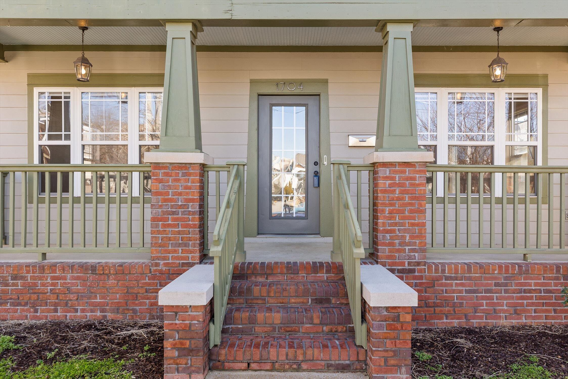 1704 Williams Street