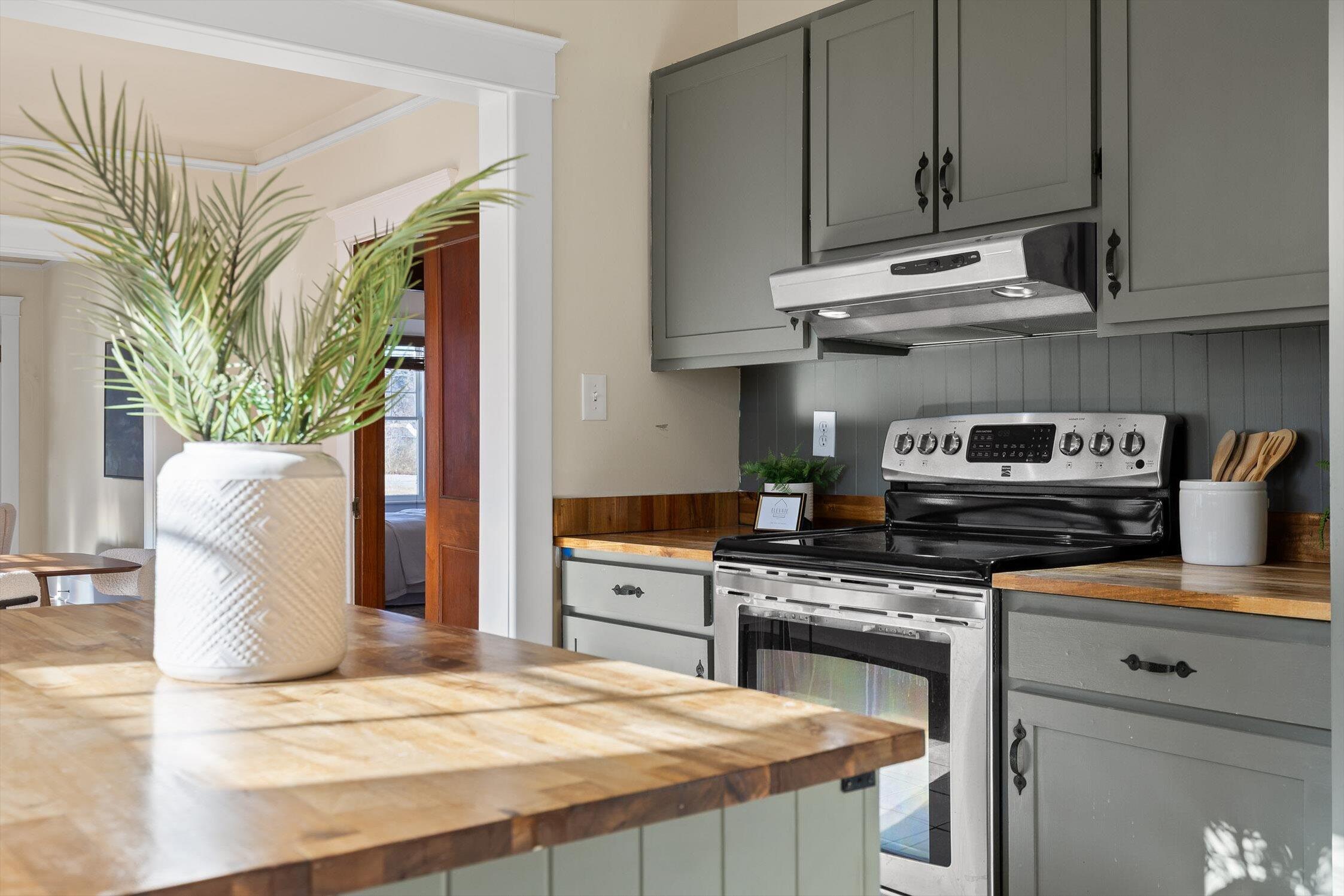 26 N Parkdale Avenue