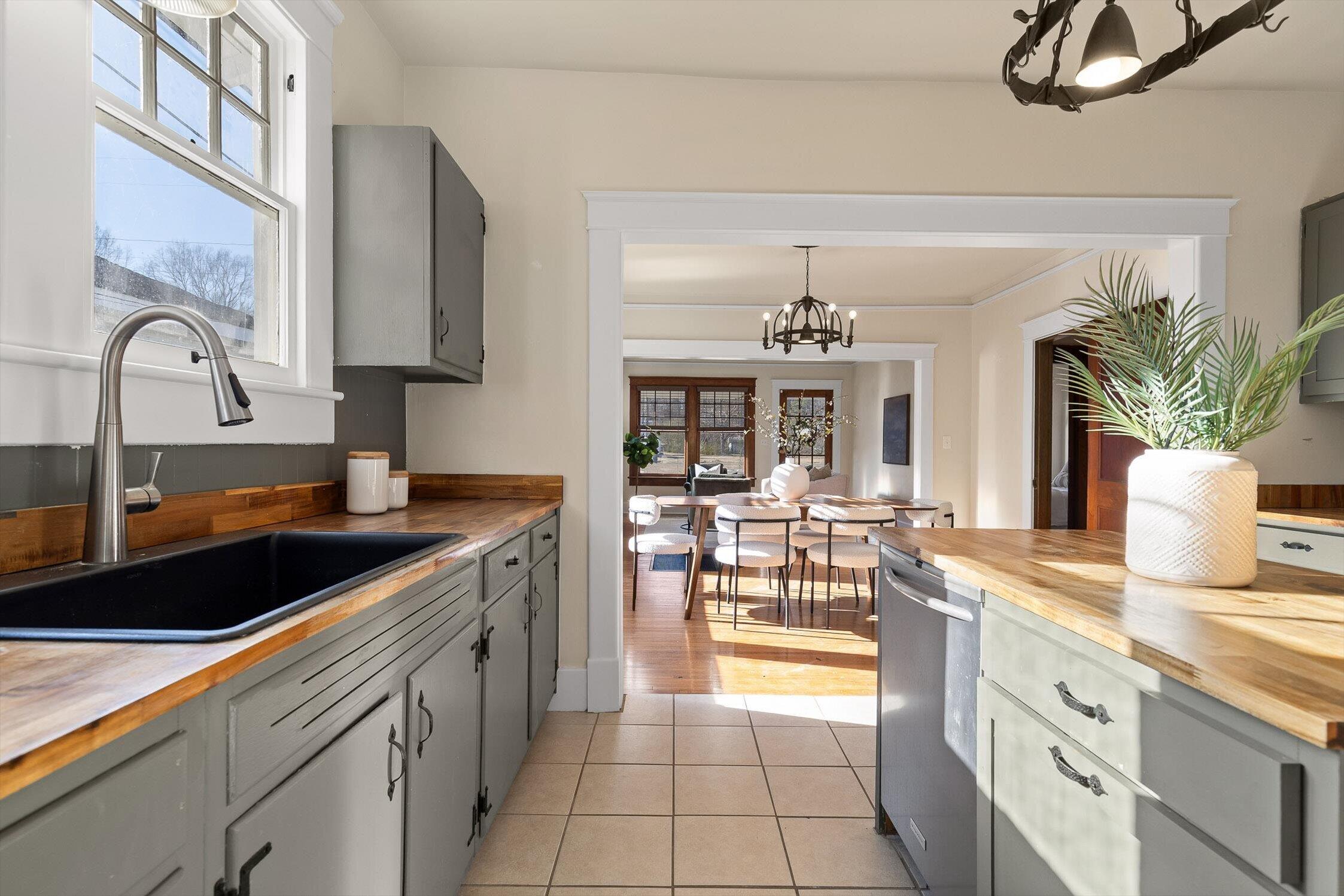 26 N Parkdale Avenue