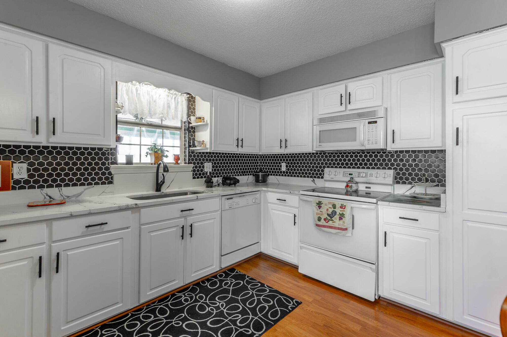 180 Dailey Hill Terrace