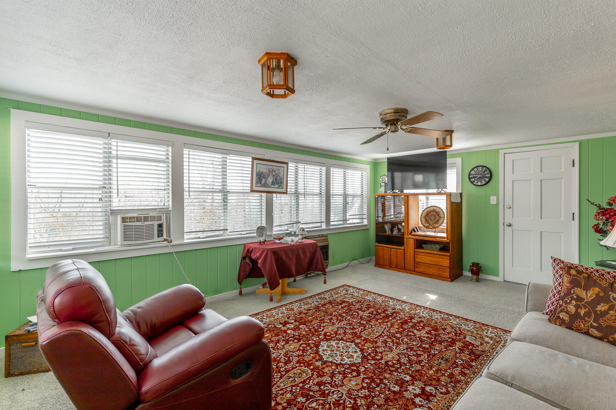 180 Dailey Hill Terrace