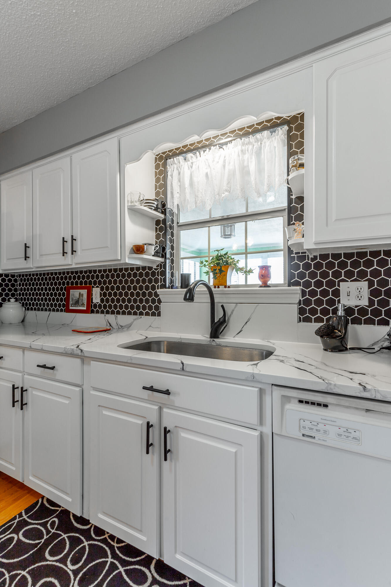 180 Dailey Hill Terrace