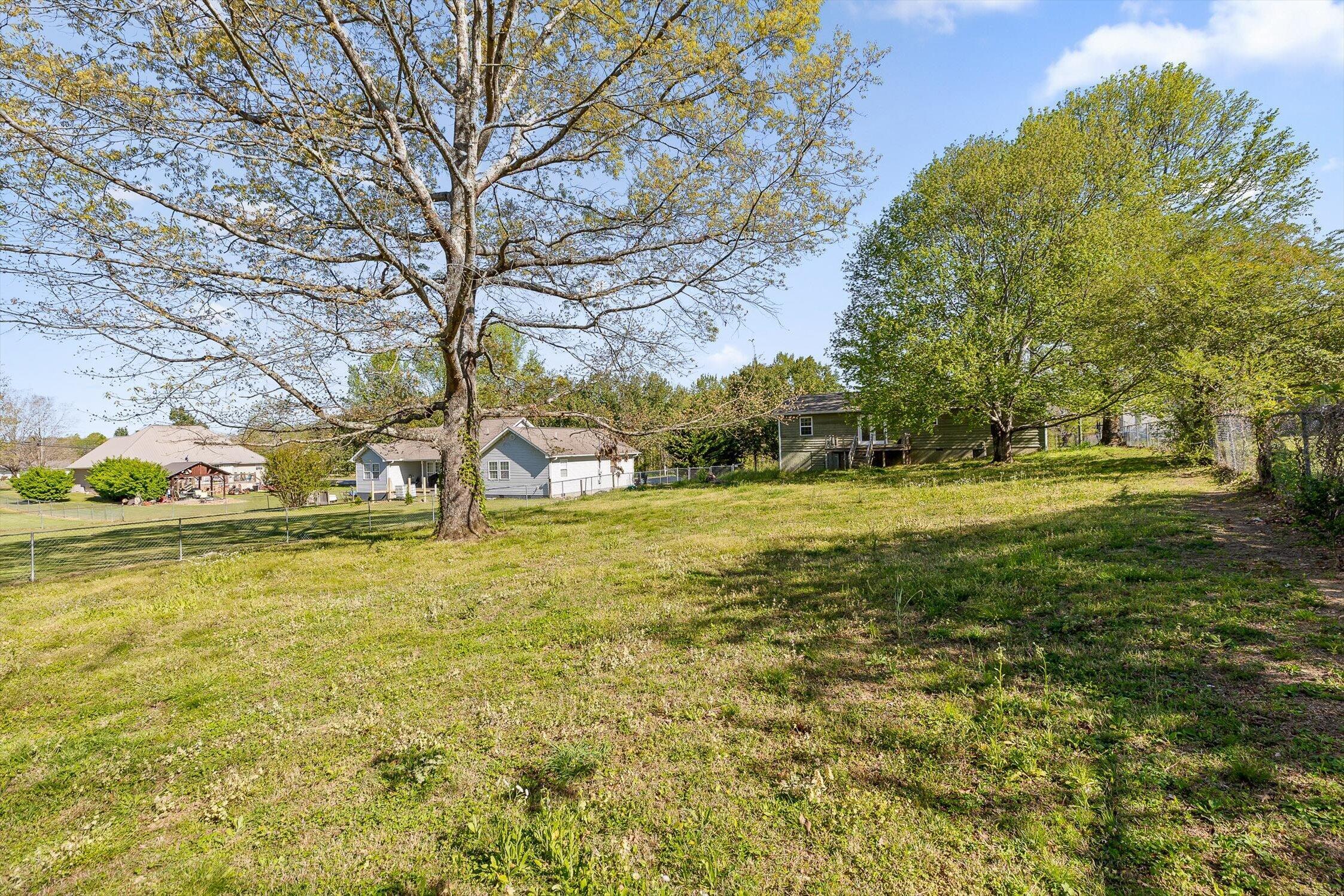 70 Pinoak Road