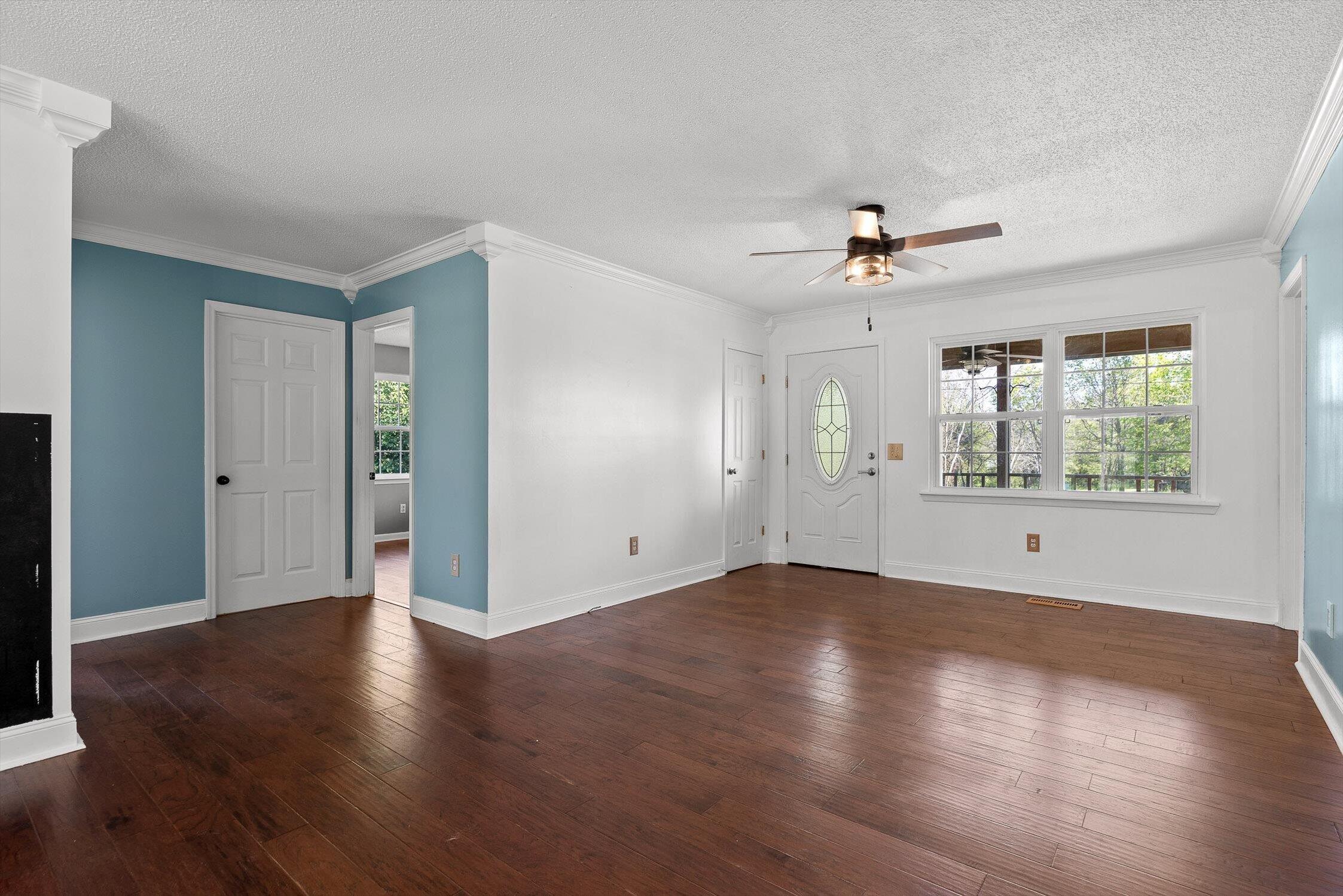 70 Pinoak Road
