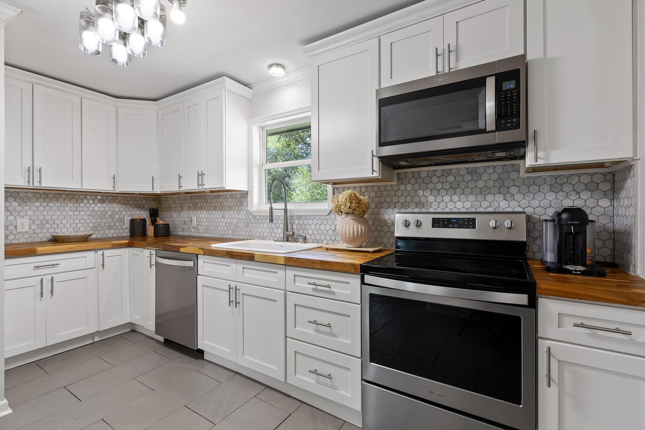 109 Rolling Ridge Drive