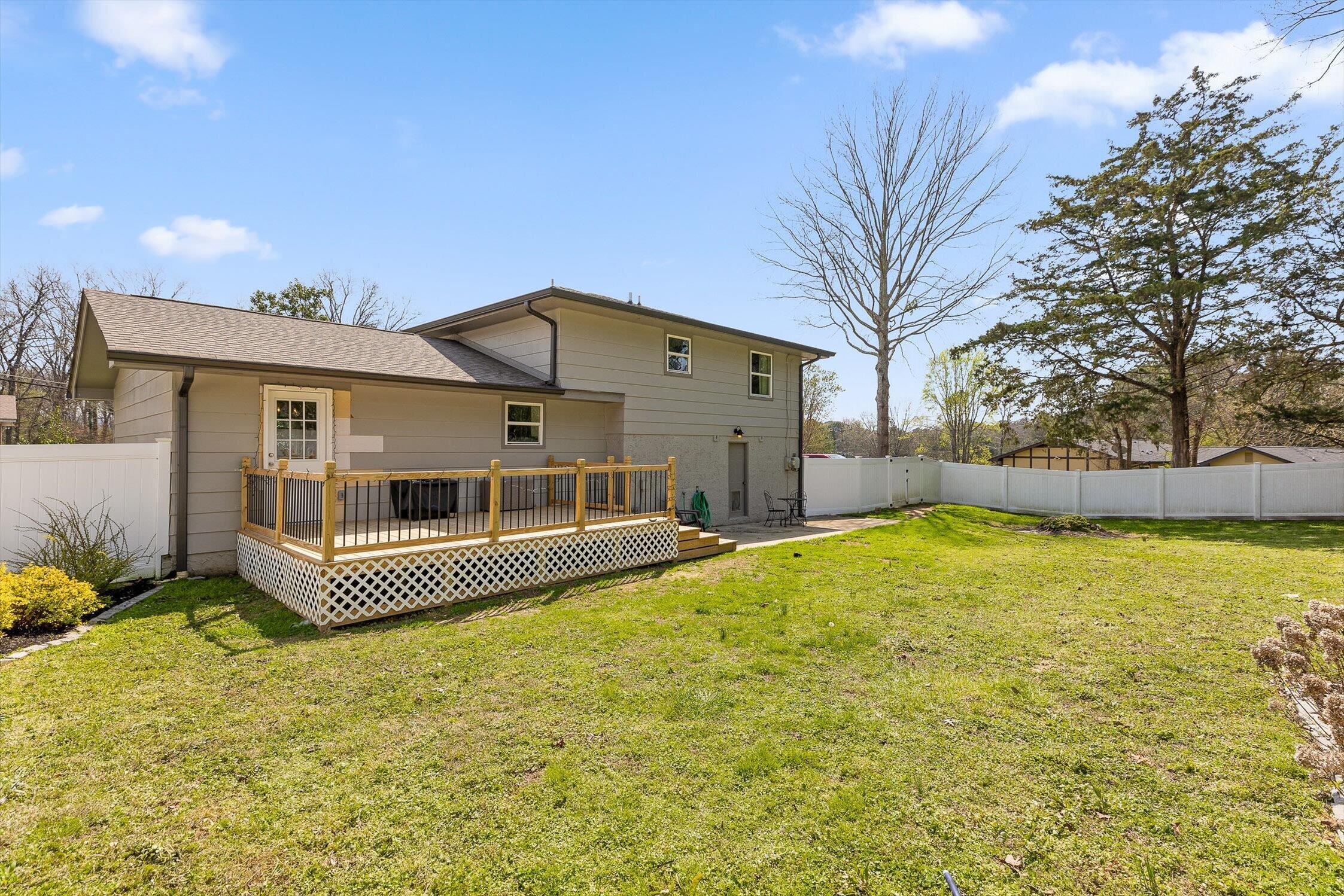 109 Rolling Ridge Drive