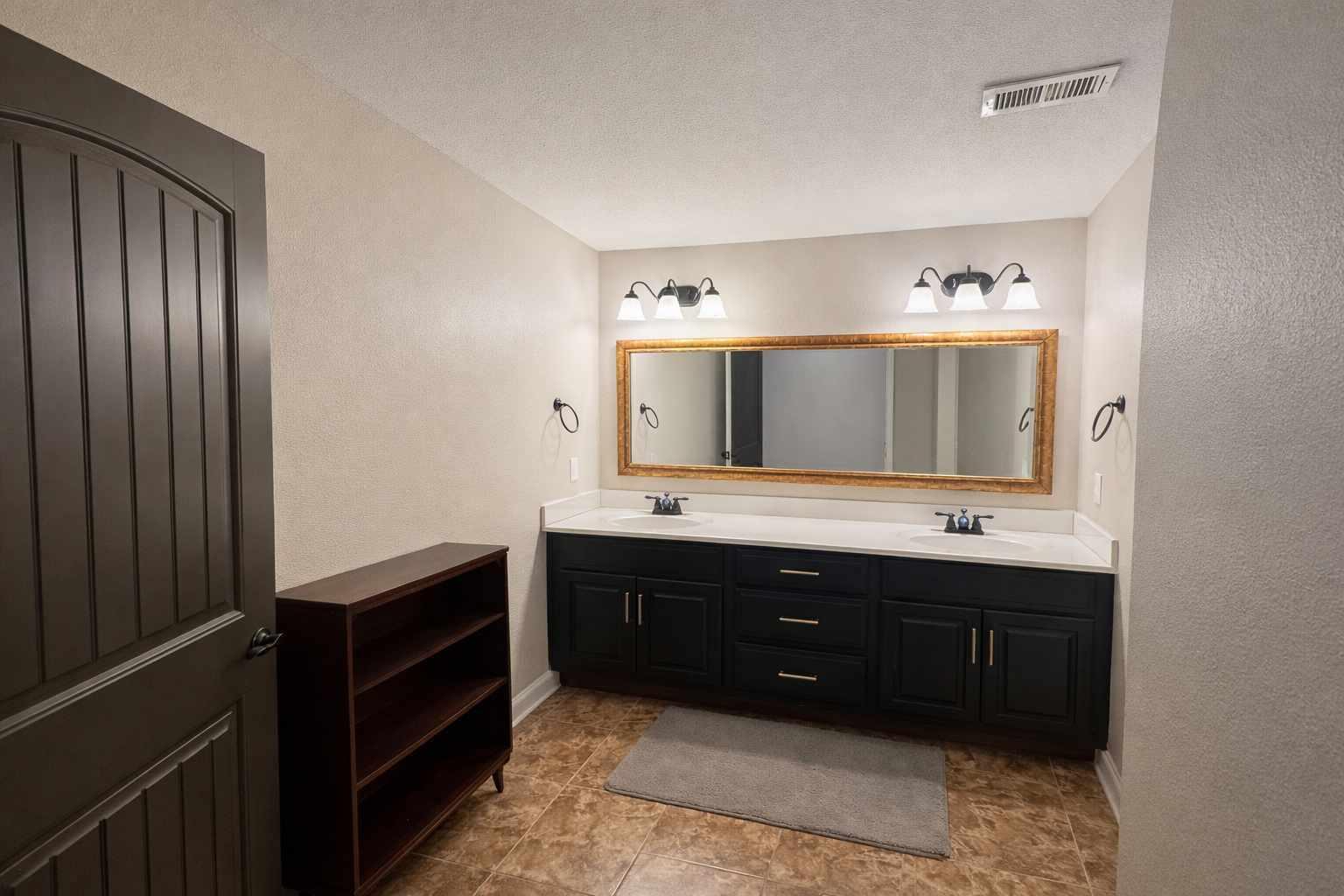 6843 Village Lake Circle