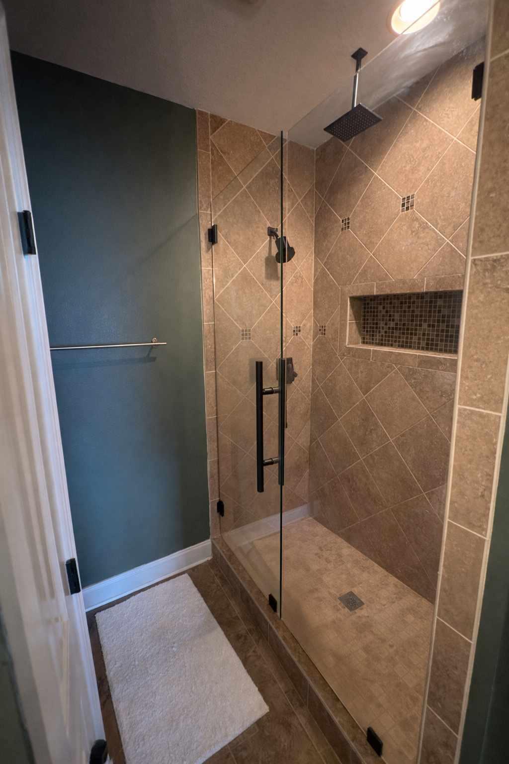 6843 Village Lake Circle