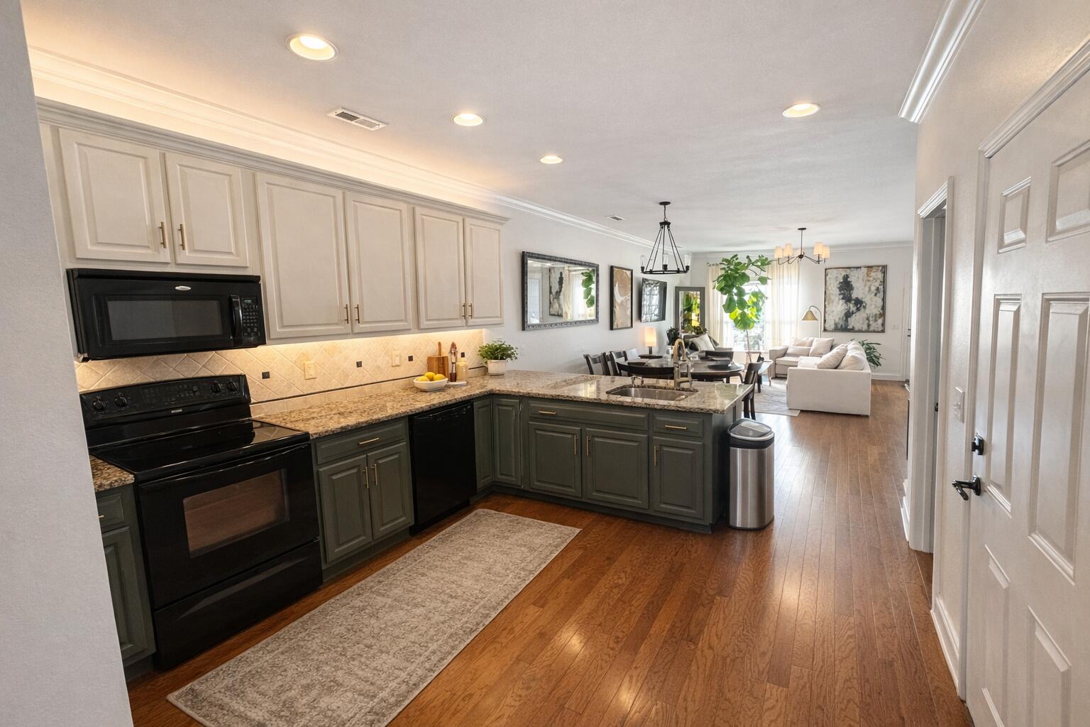 6843 Village Lake Circle