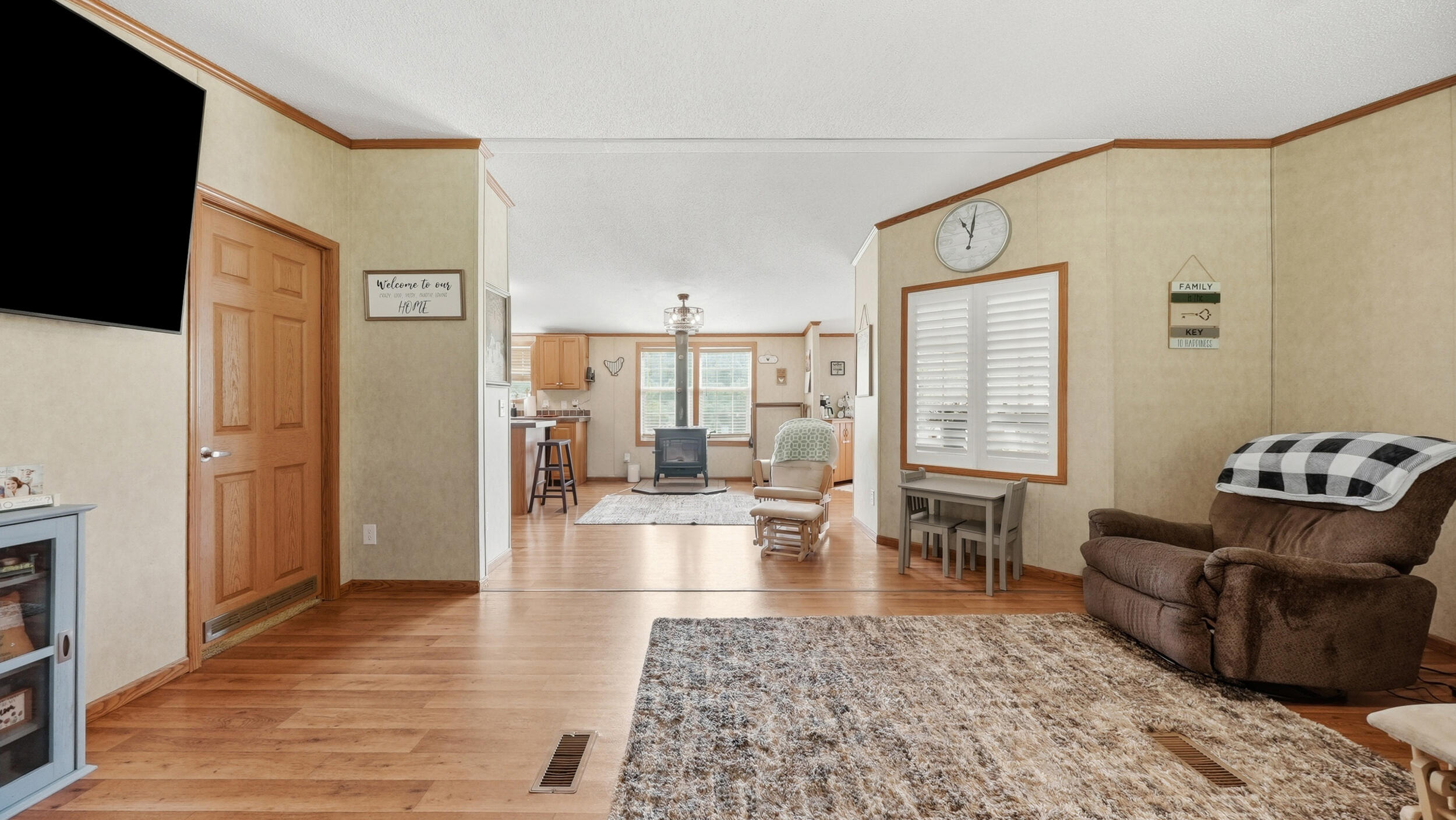 12129 Highway 193