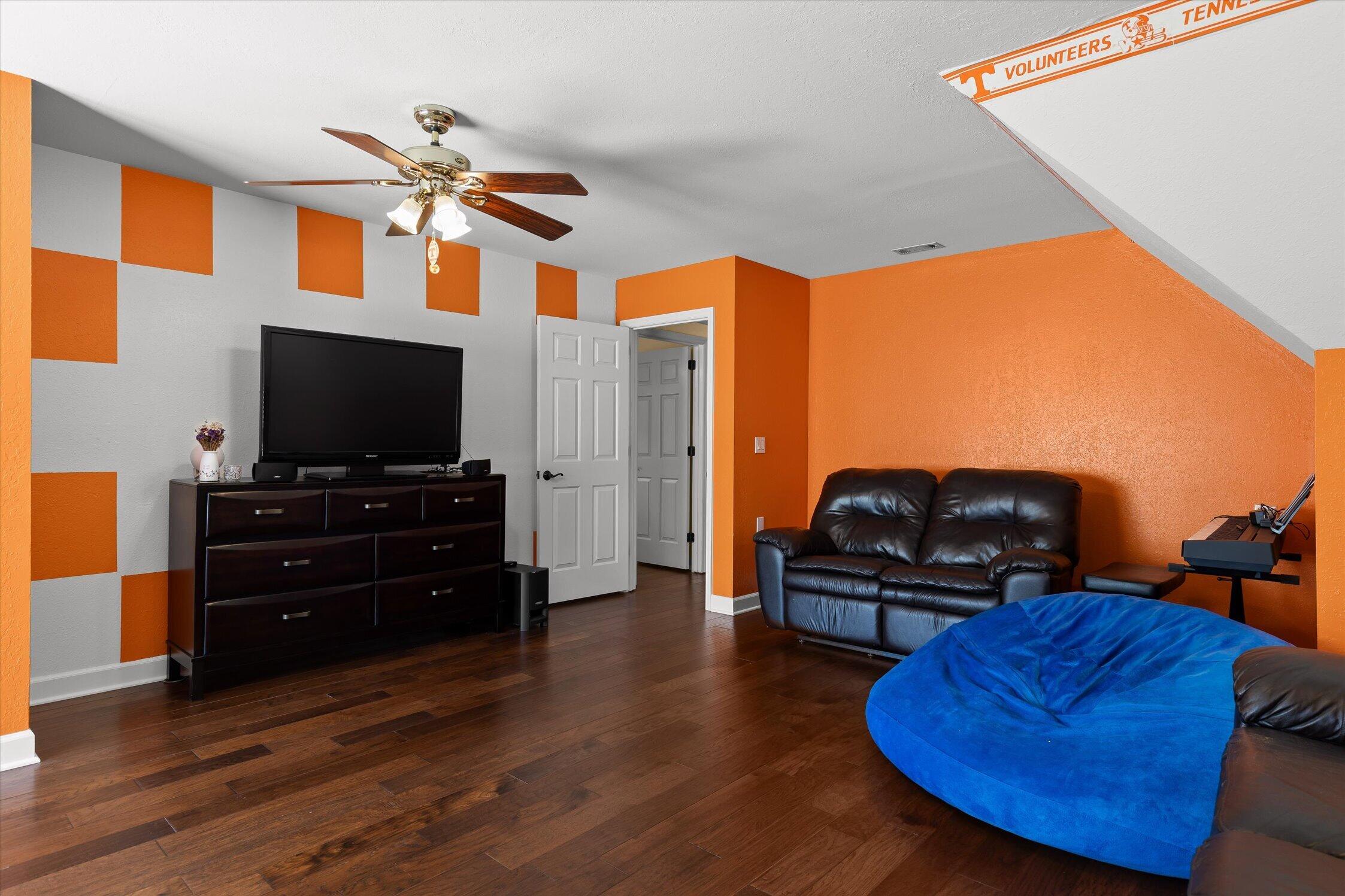 9326 Royal Mountain Drive