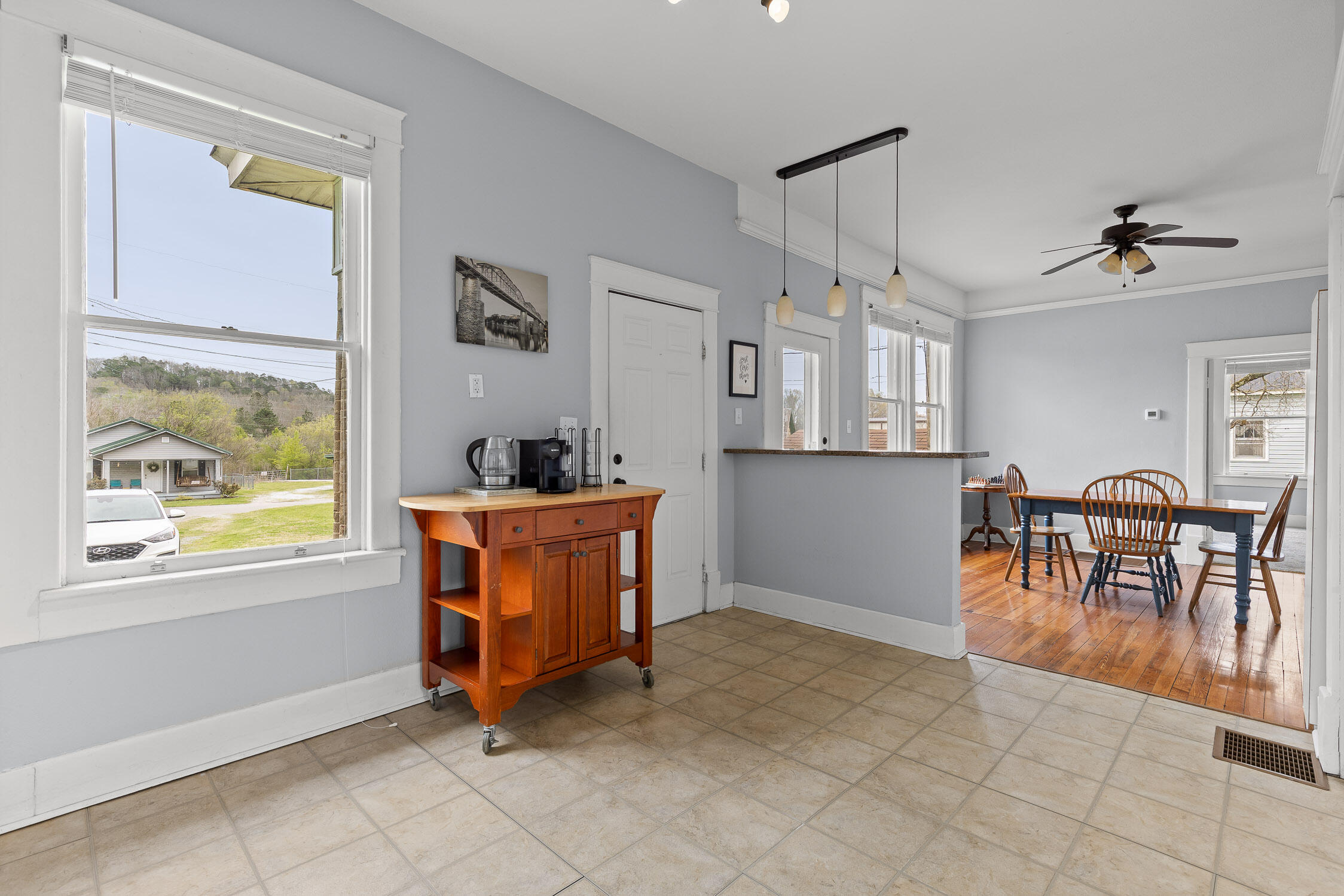 5720 Saint Elmo Avenue