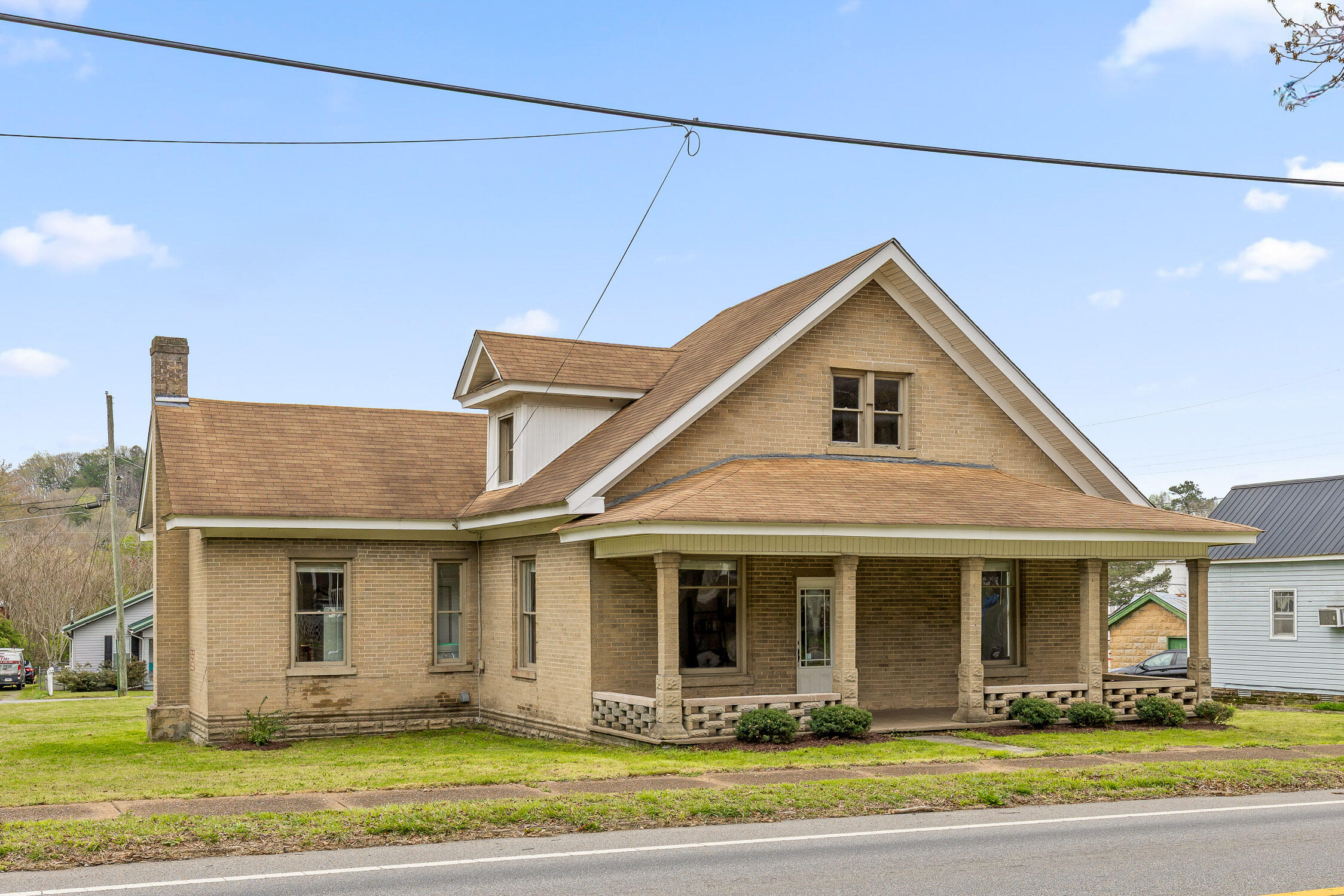 5720 Saint Elmo Avenue