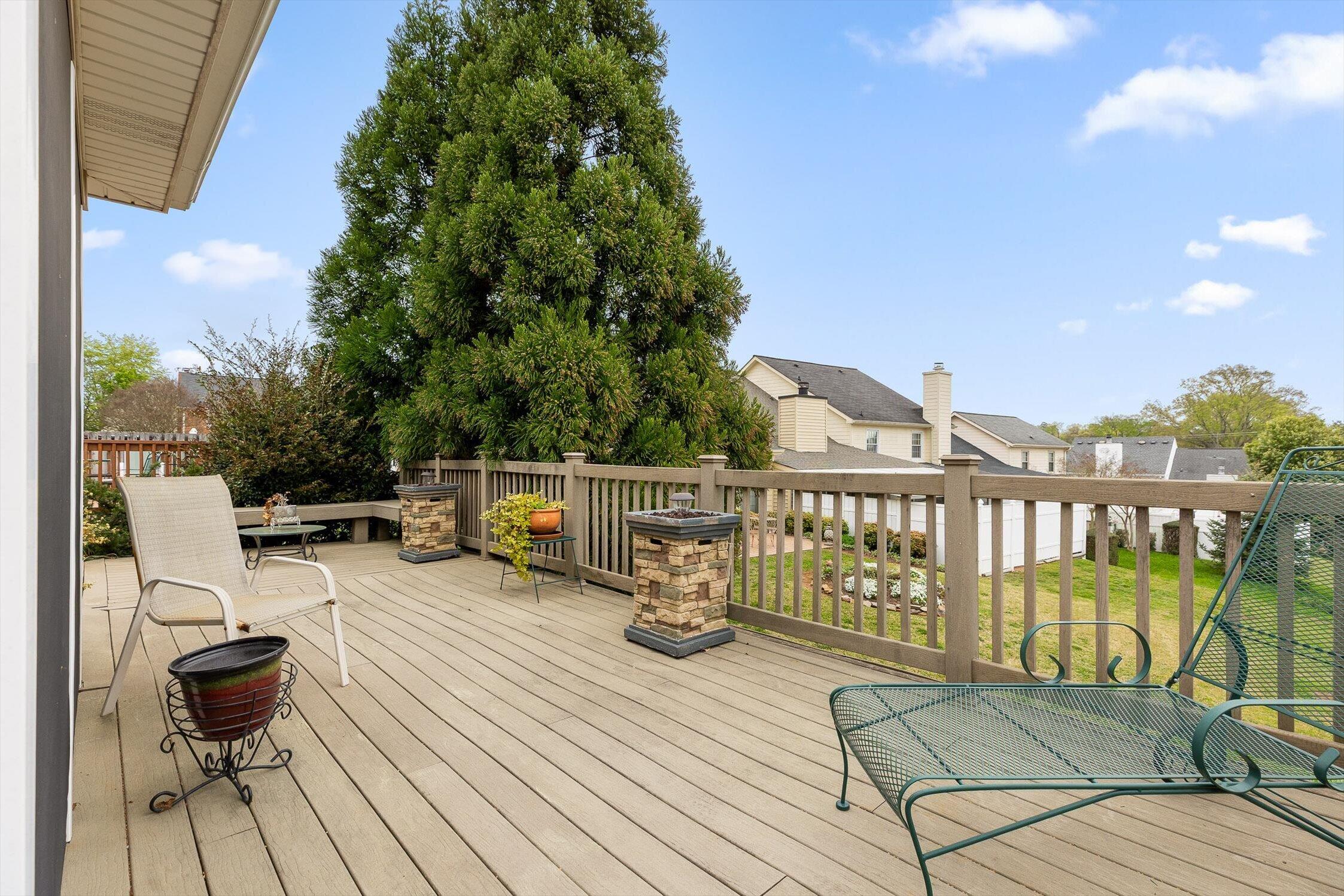 1812 Georgetown Lane