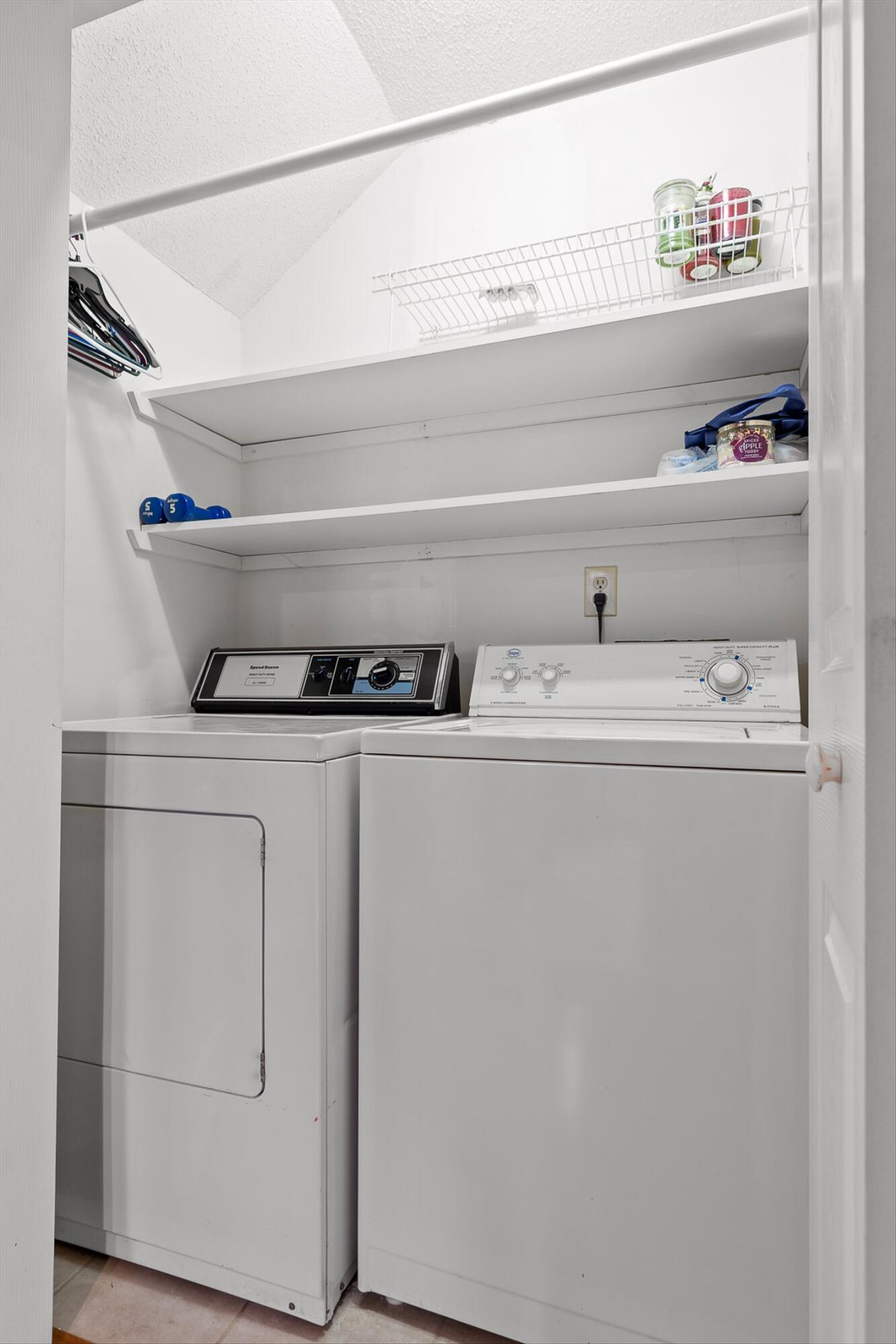 1812 Georgetown Lane