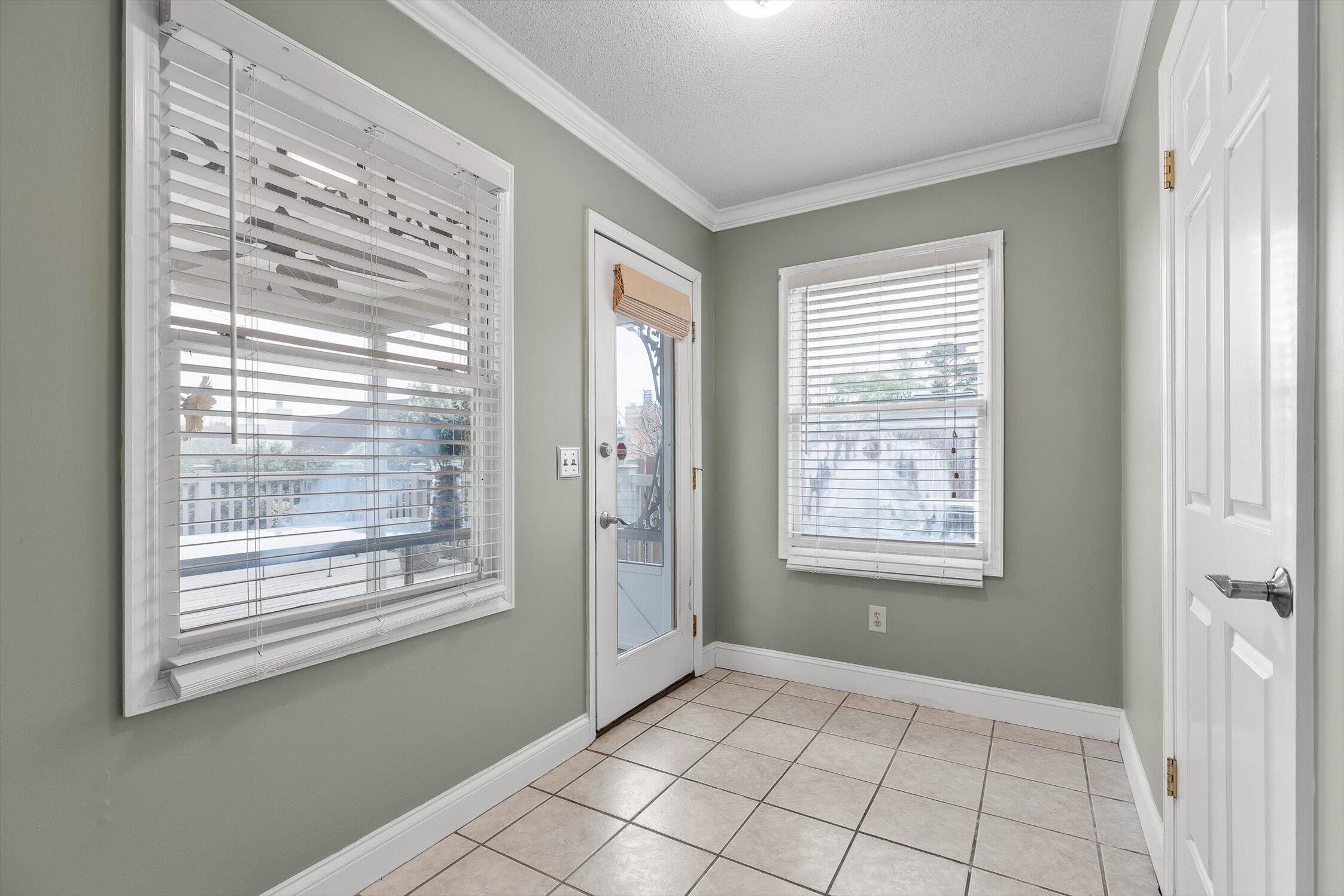 1812 Georgetown Lane