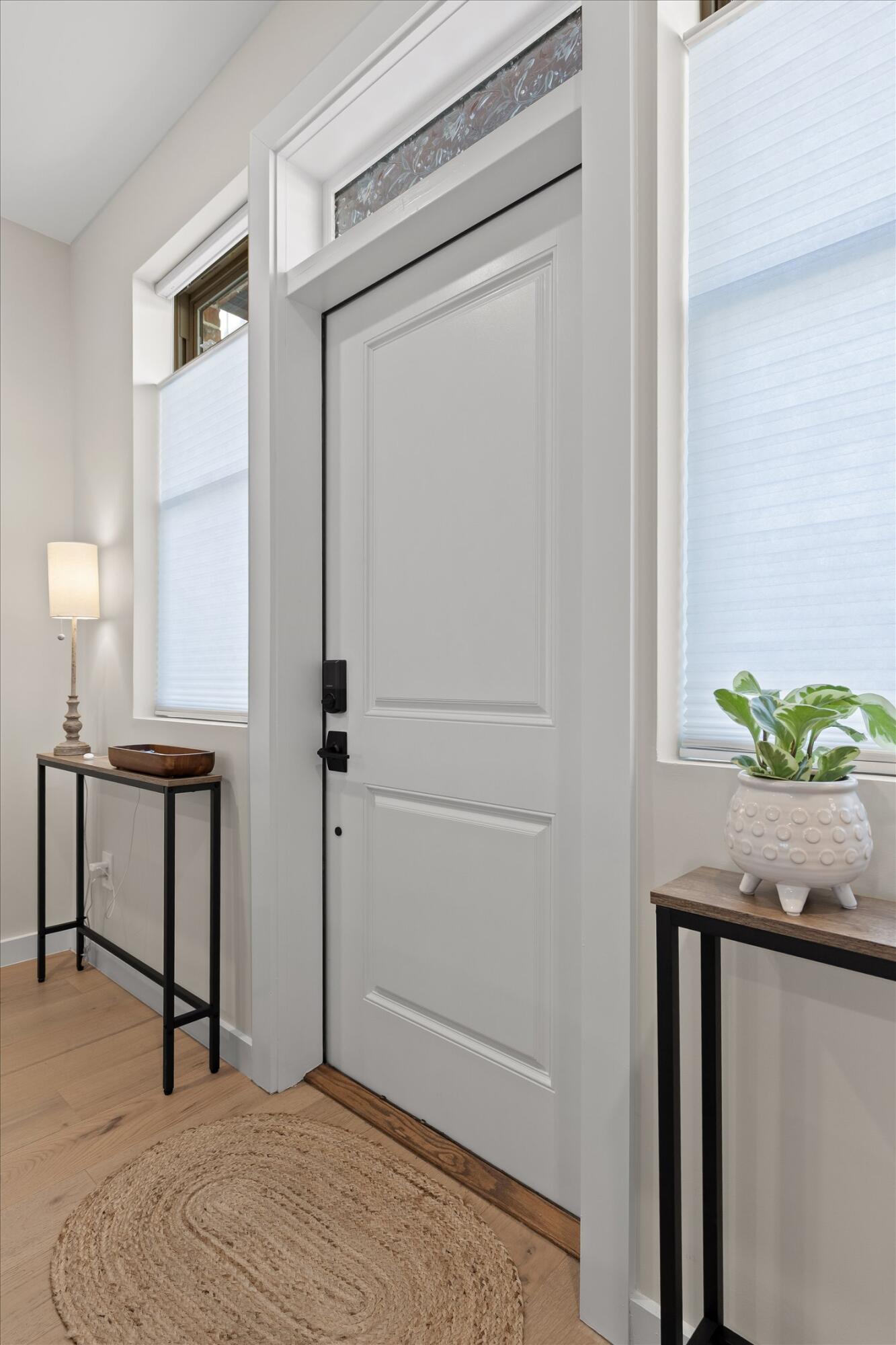 895 Cherokee Boulevard