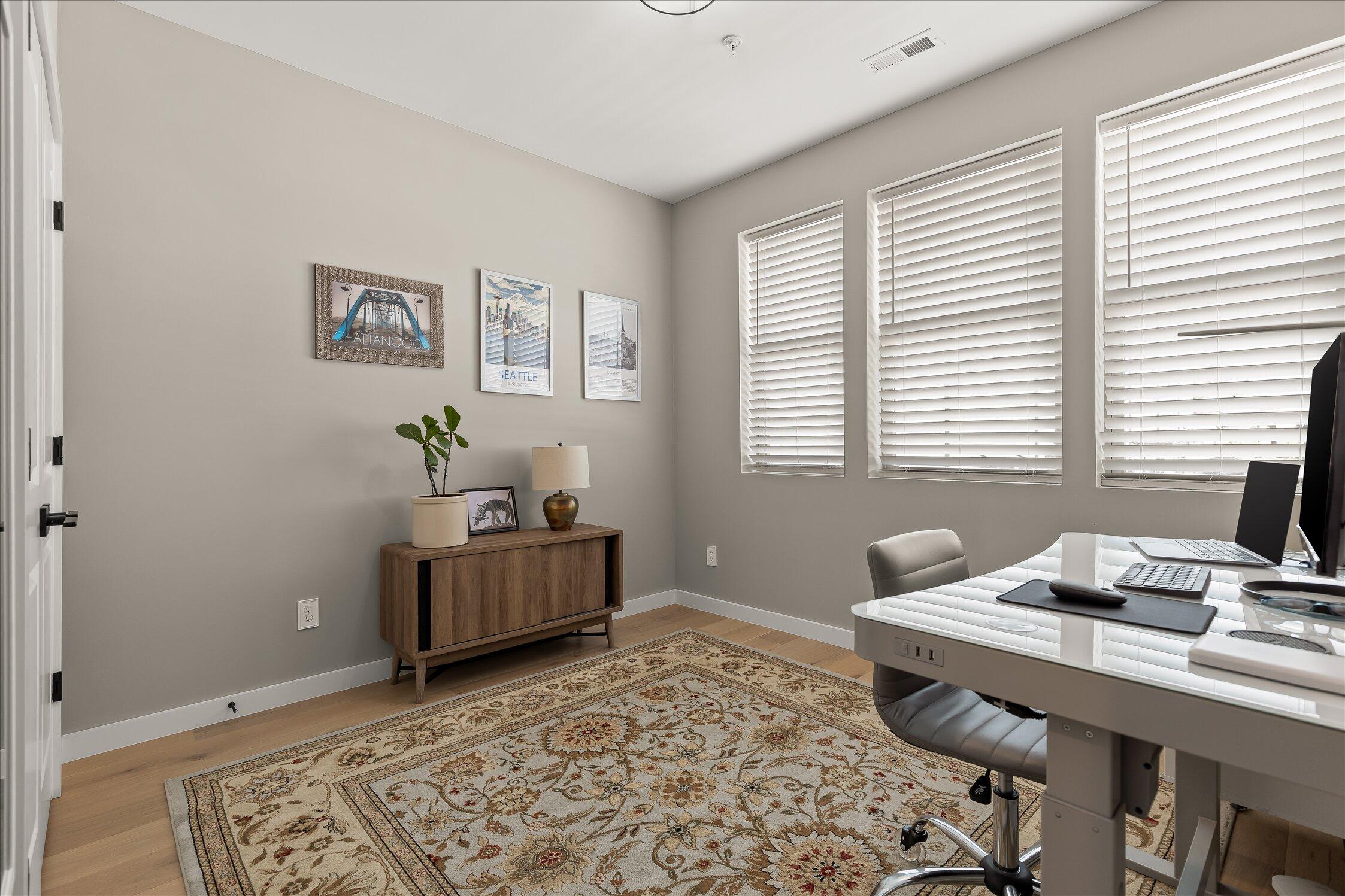 895 Cherokee Boulevard