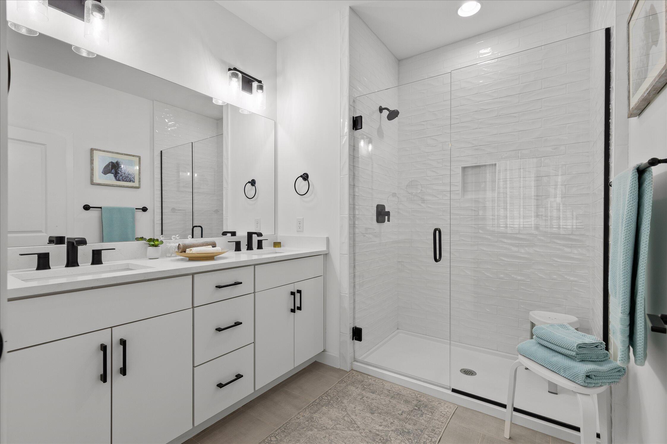 895 Cherokee Boulevard