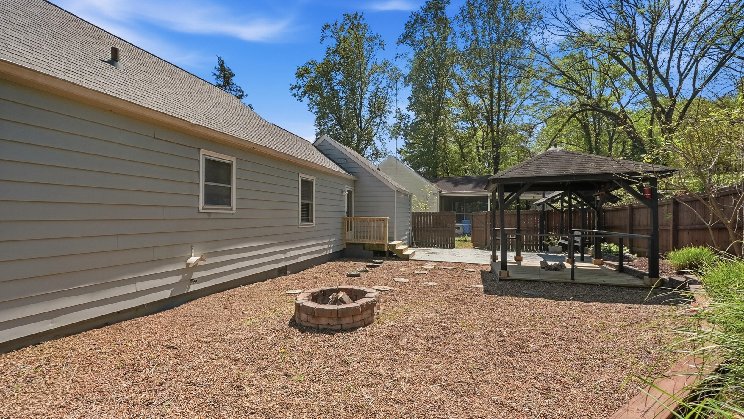 1411 Hickory Valley Road