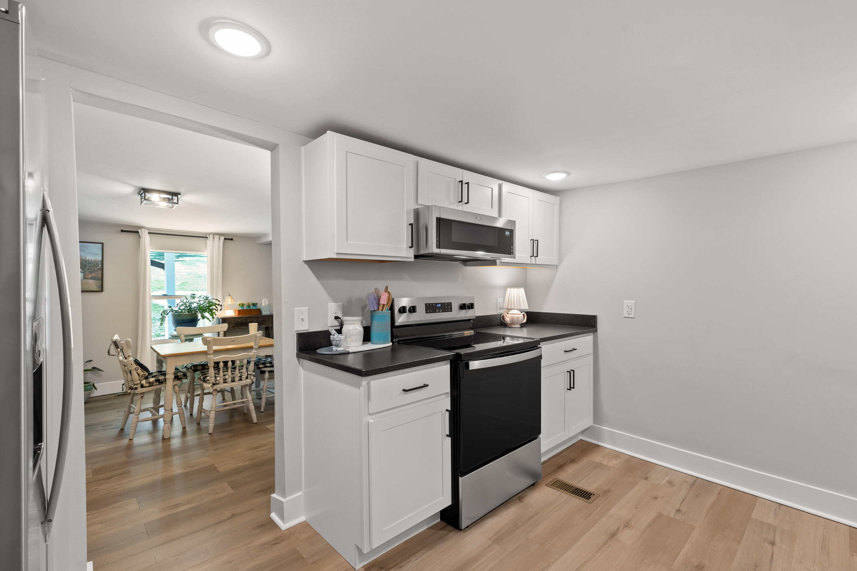 3940 Cole Trail