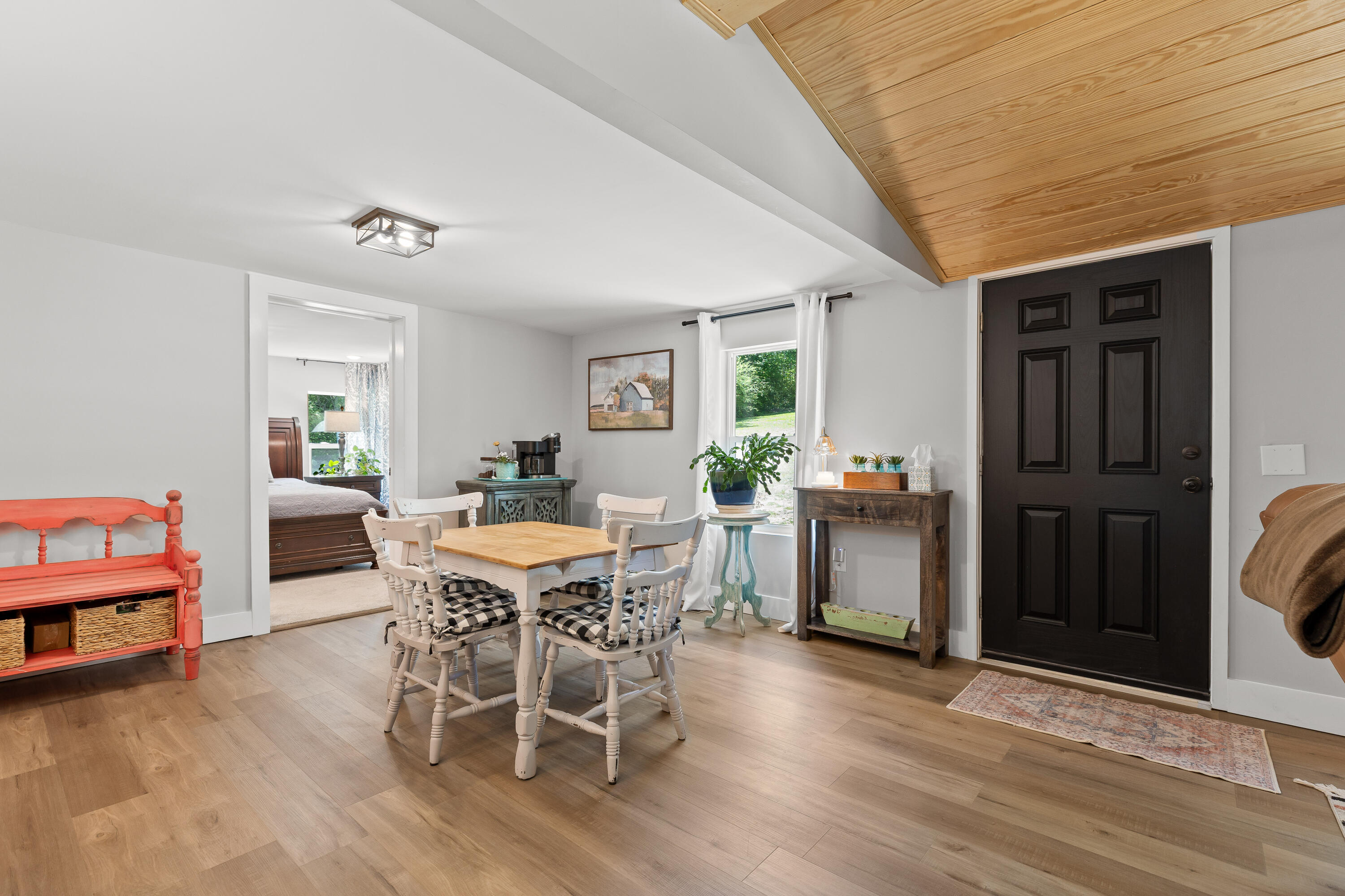 3940 Cole Trail