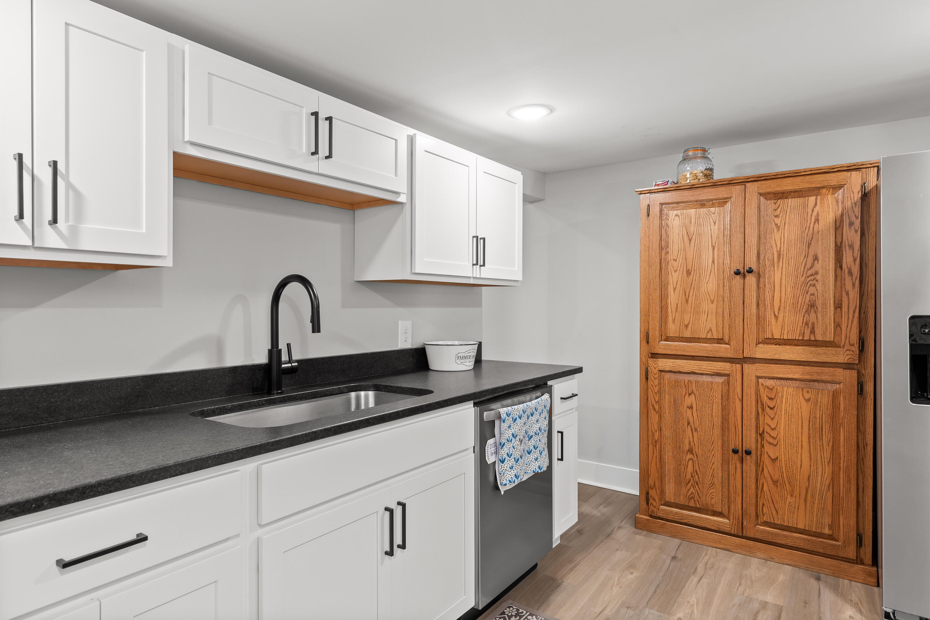 3940 Cole Trail