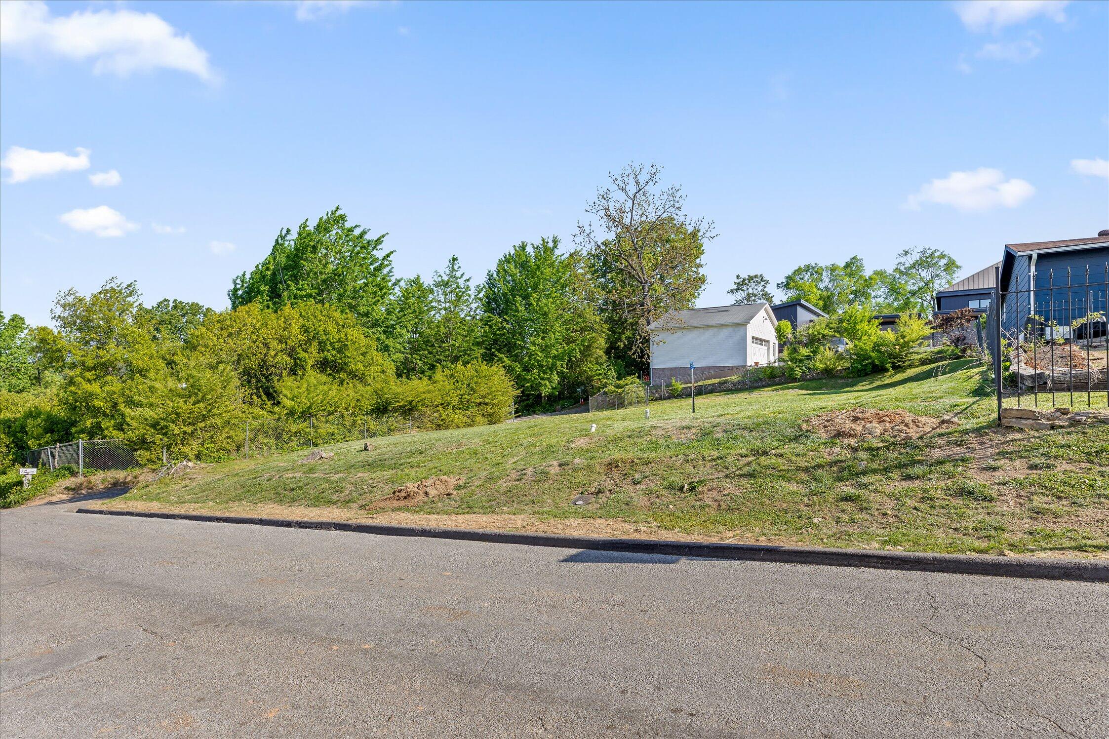 311 Noll Street