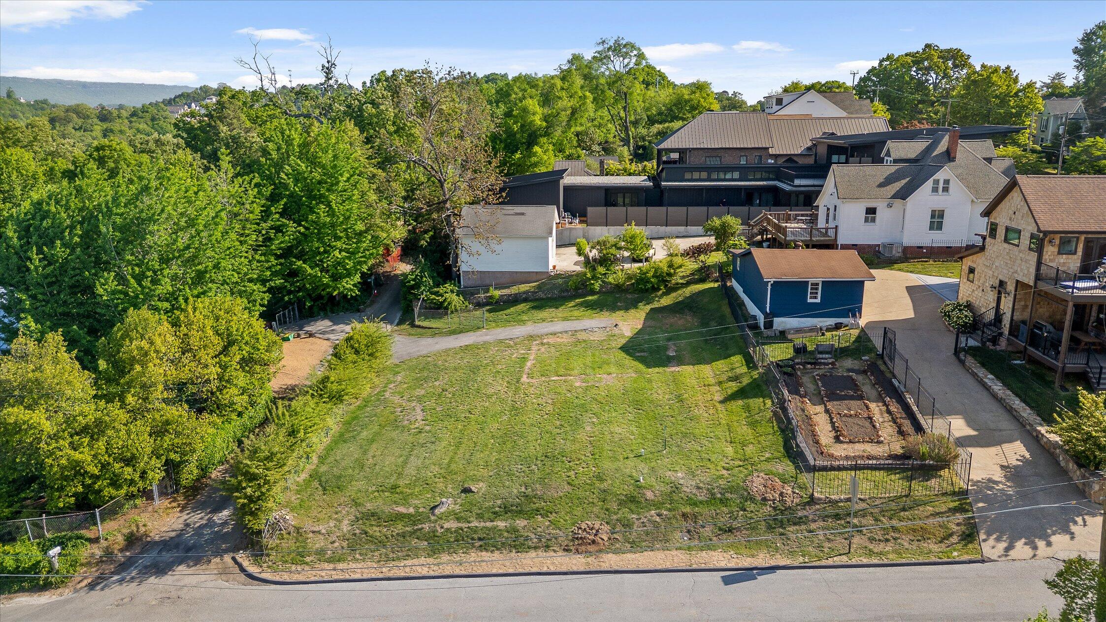 311 Noll Street