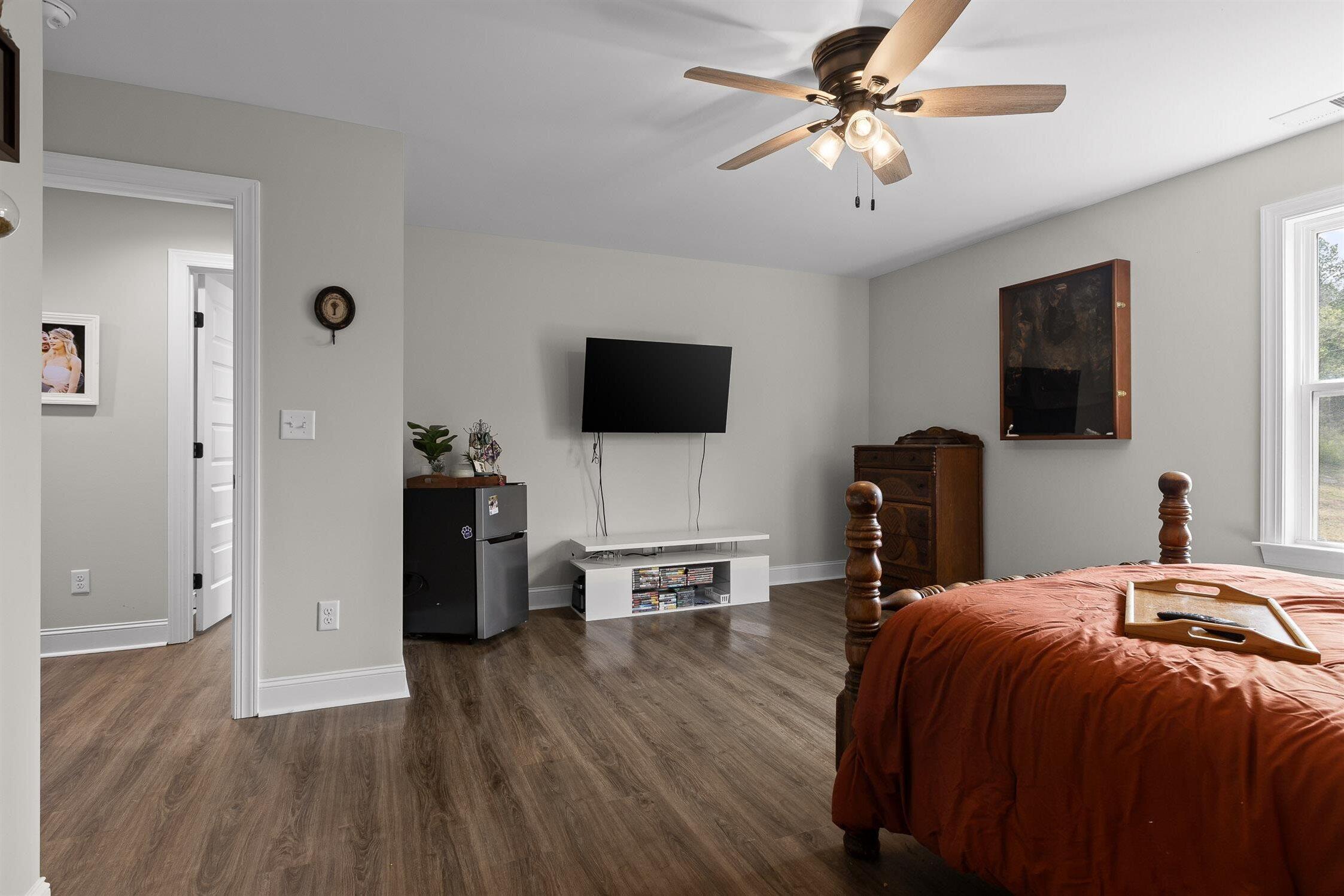 3914 Dogwood Valley Road