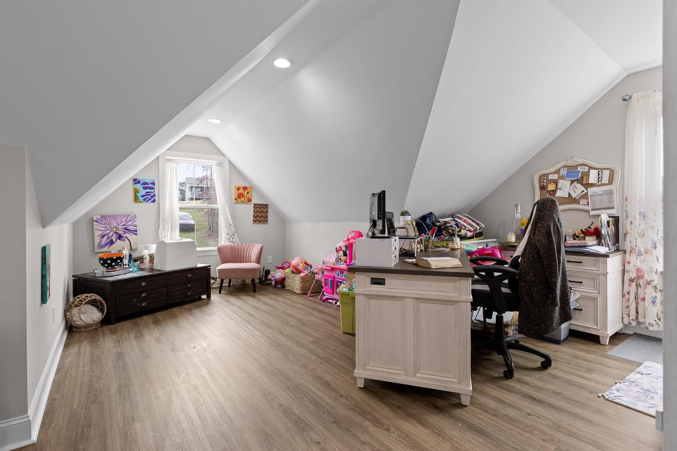 3914 Dogwood Valley Road