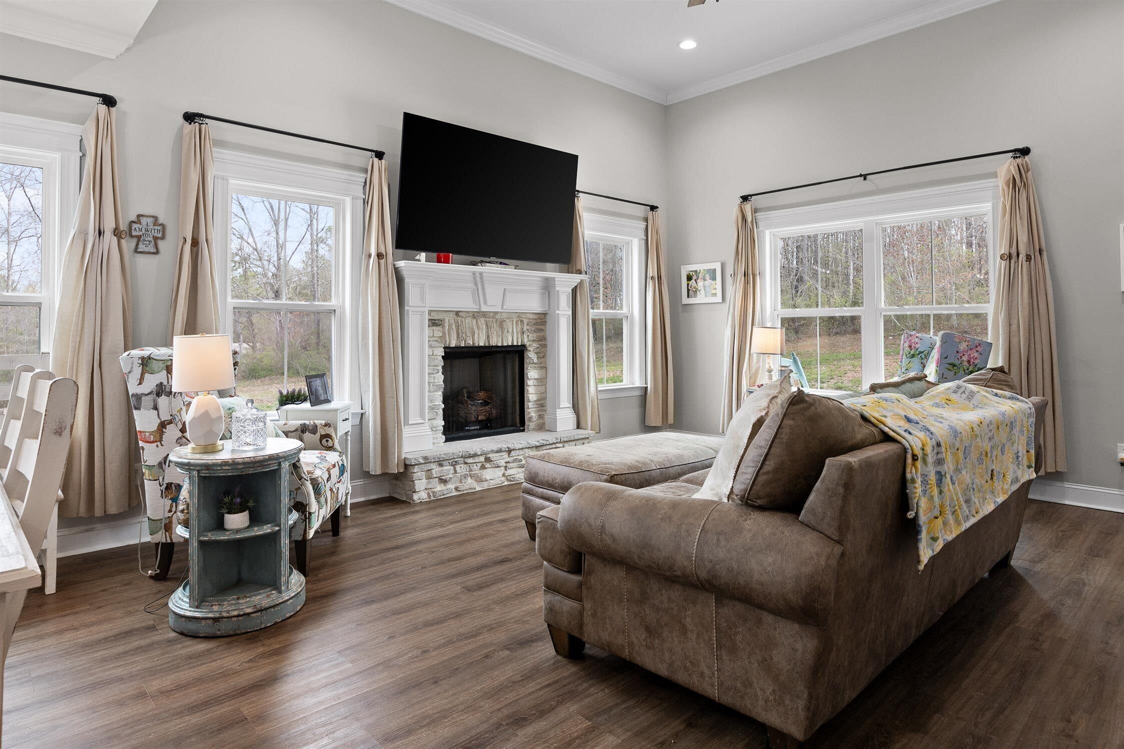 3914 Dogwood Valley Road