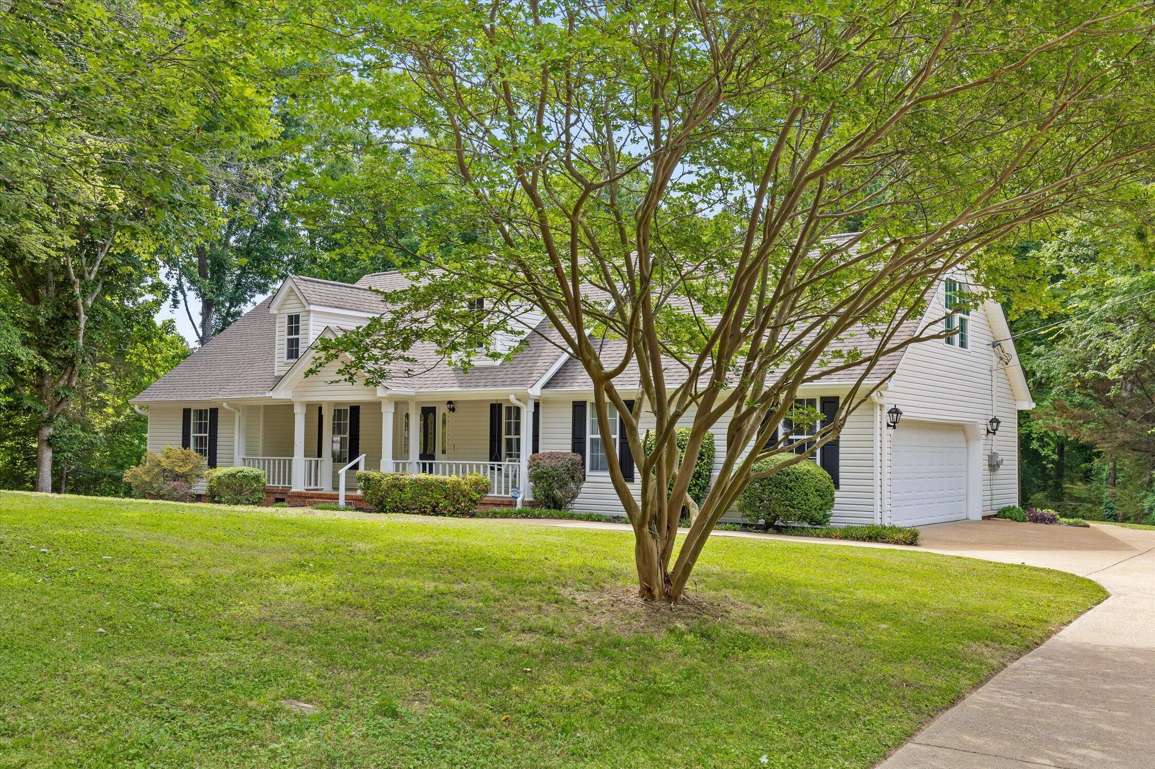 152 Ridgeway Circle