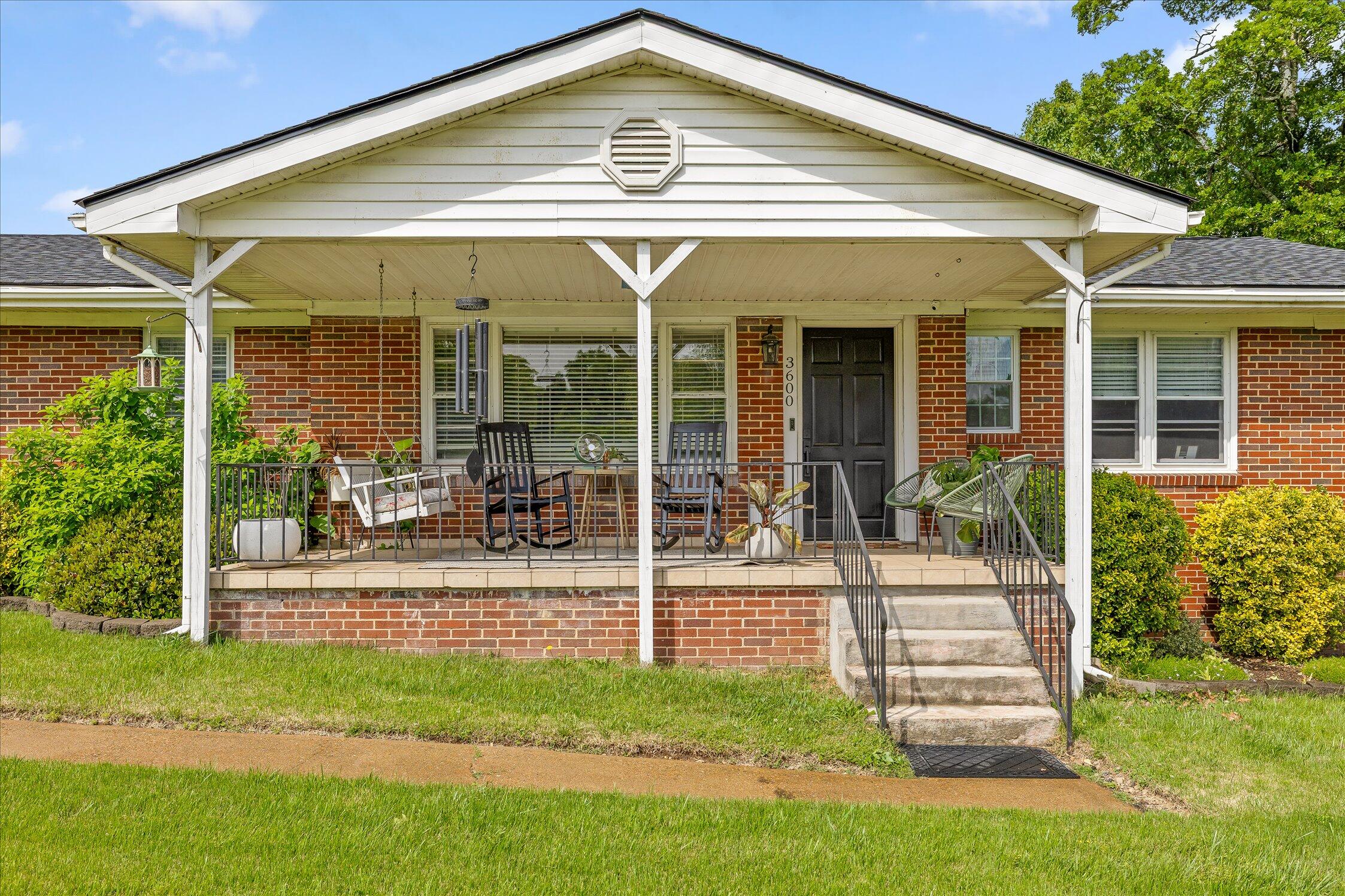 3600 Lake Vista Drive