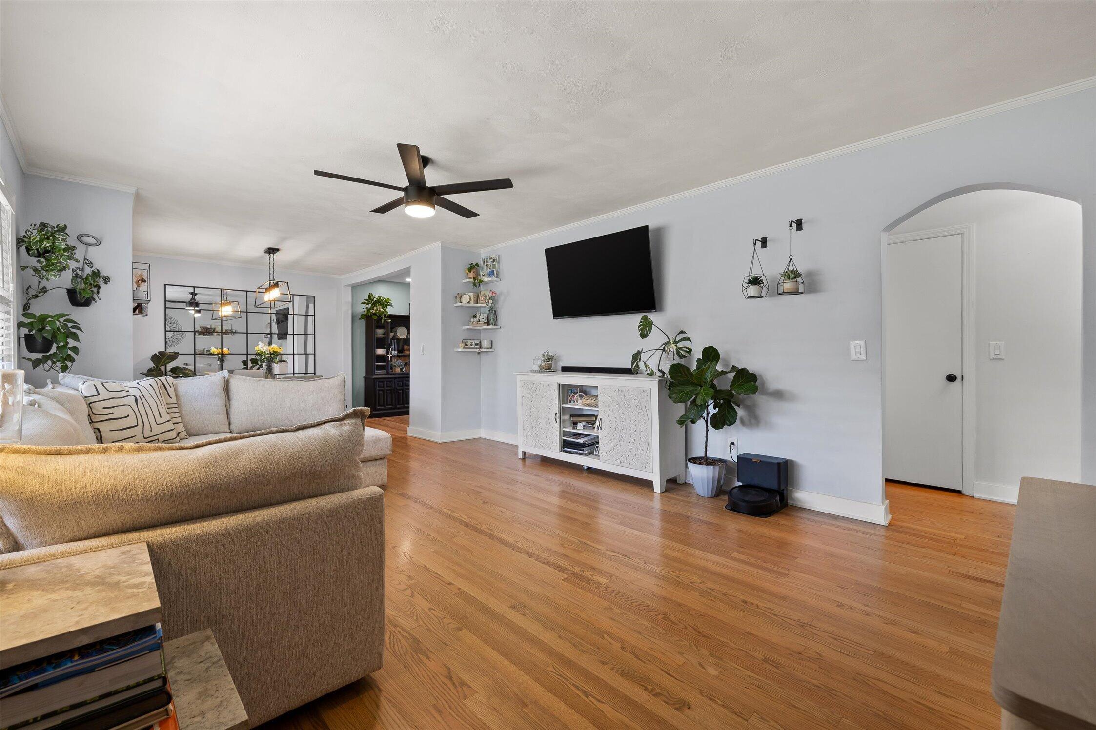 3600 Lake Vista Drive