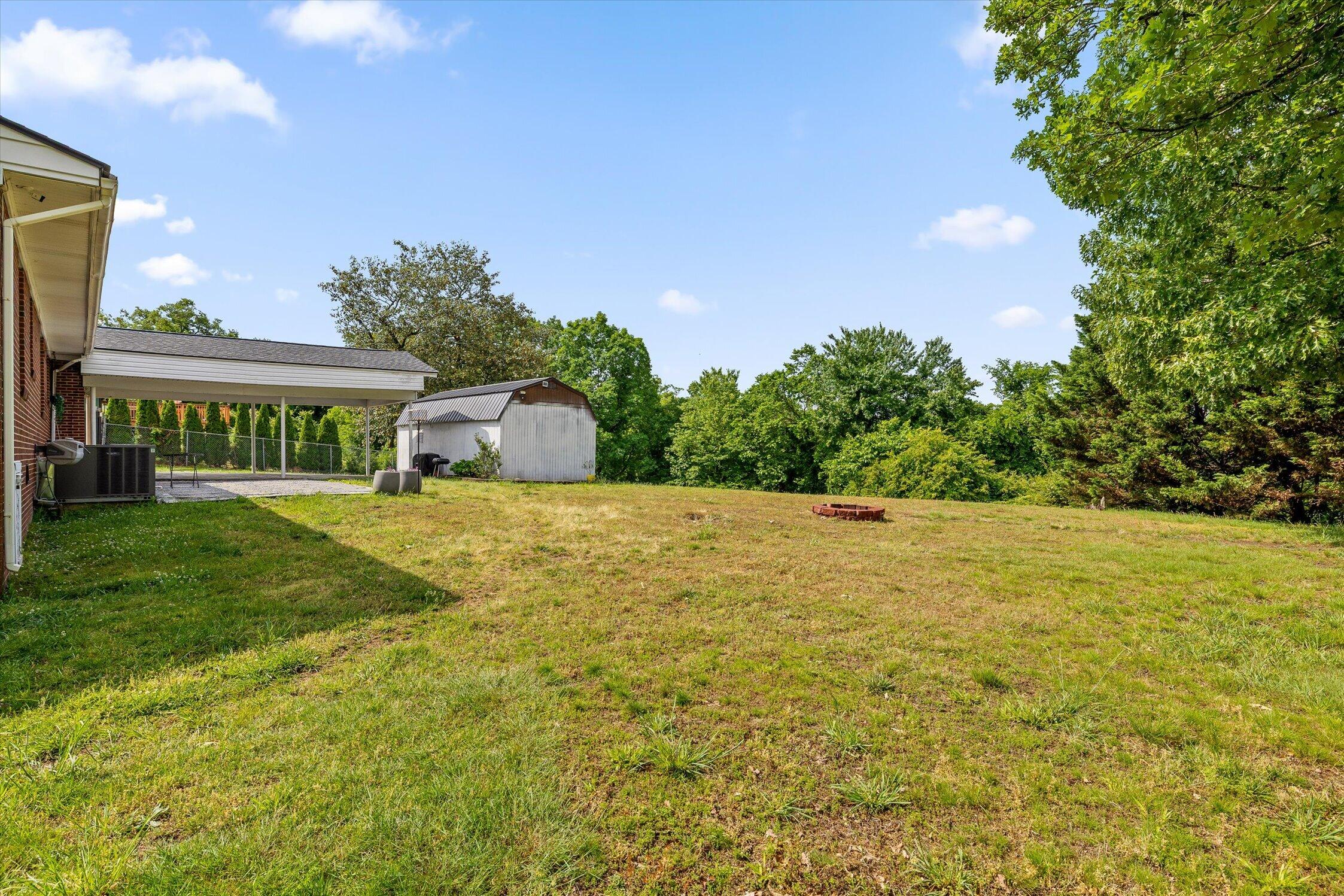 3600 Lake Vista Drive