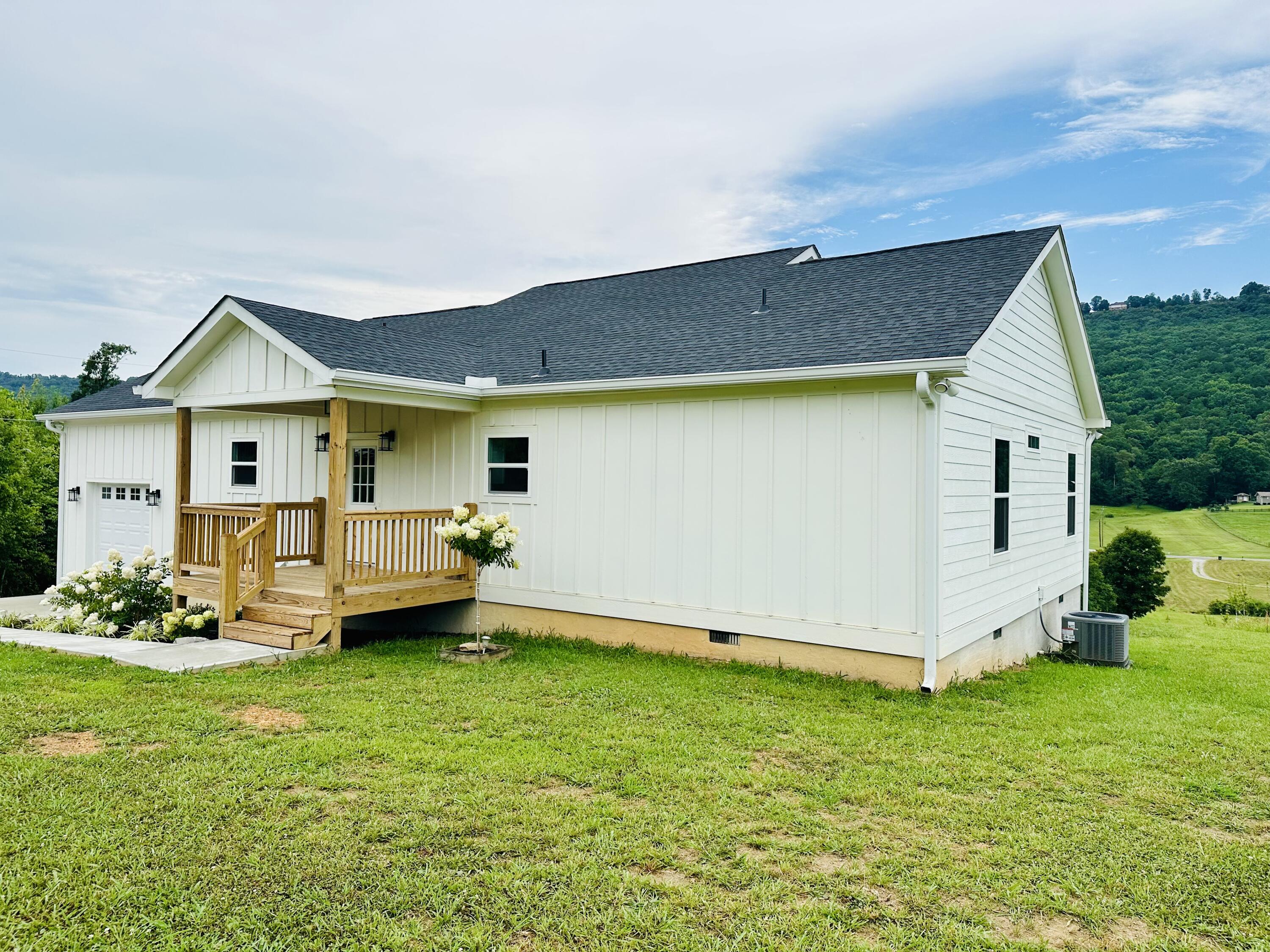 133 N Knobby Road